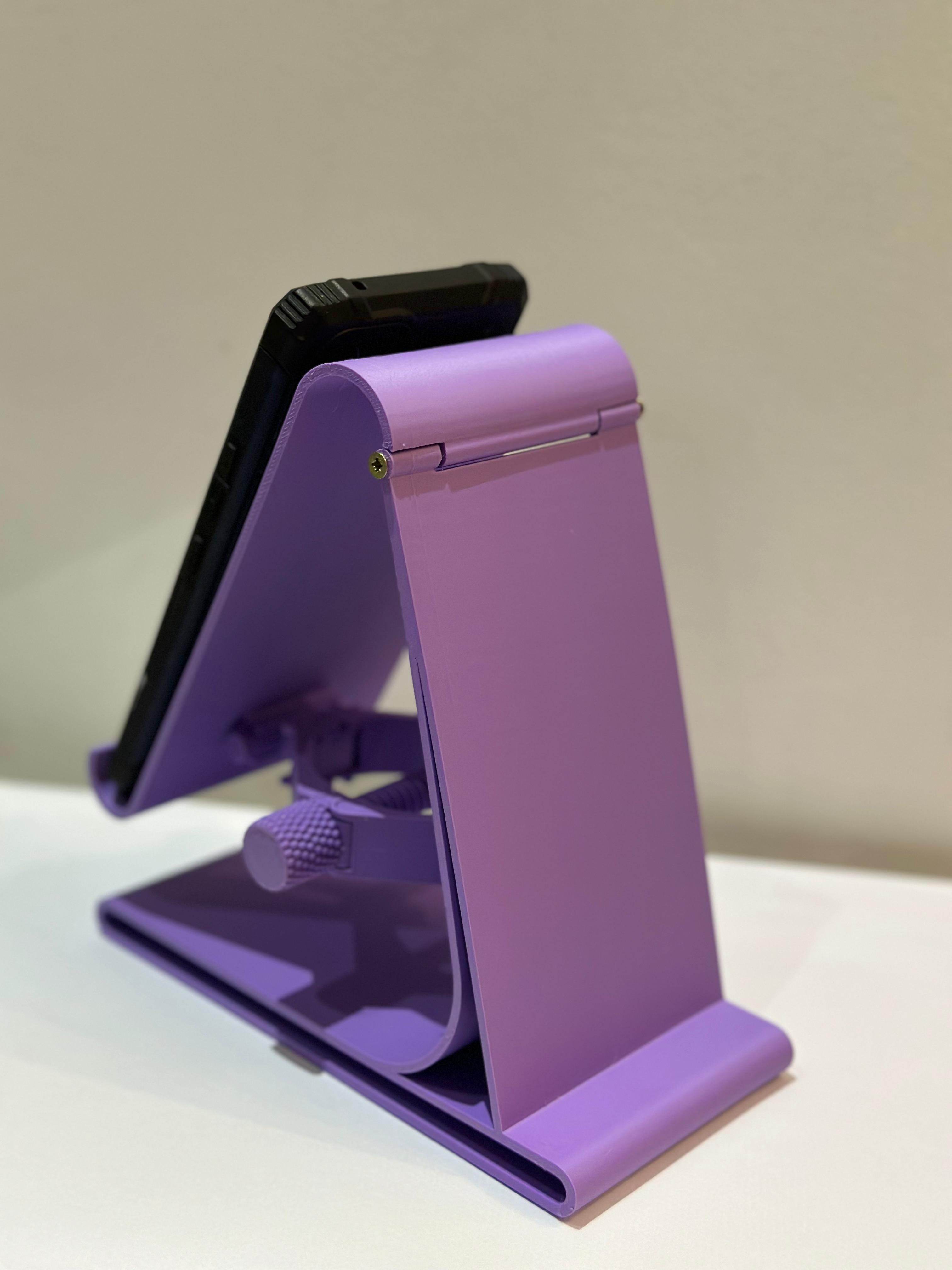 Porta cellulare inclinabile con sistema a cric