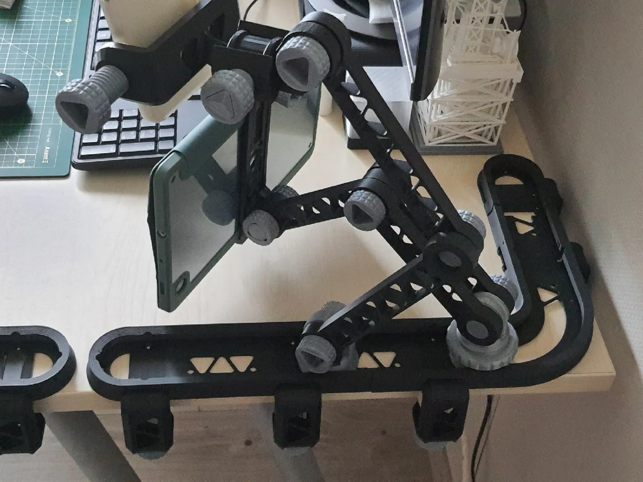Mech Arm Railway system by Konstantin Radchenko Download free