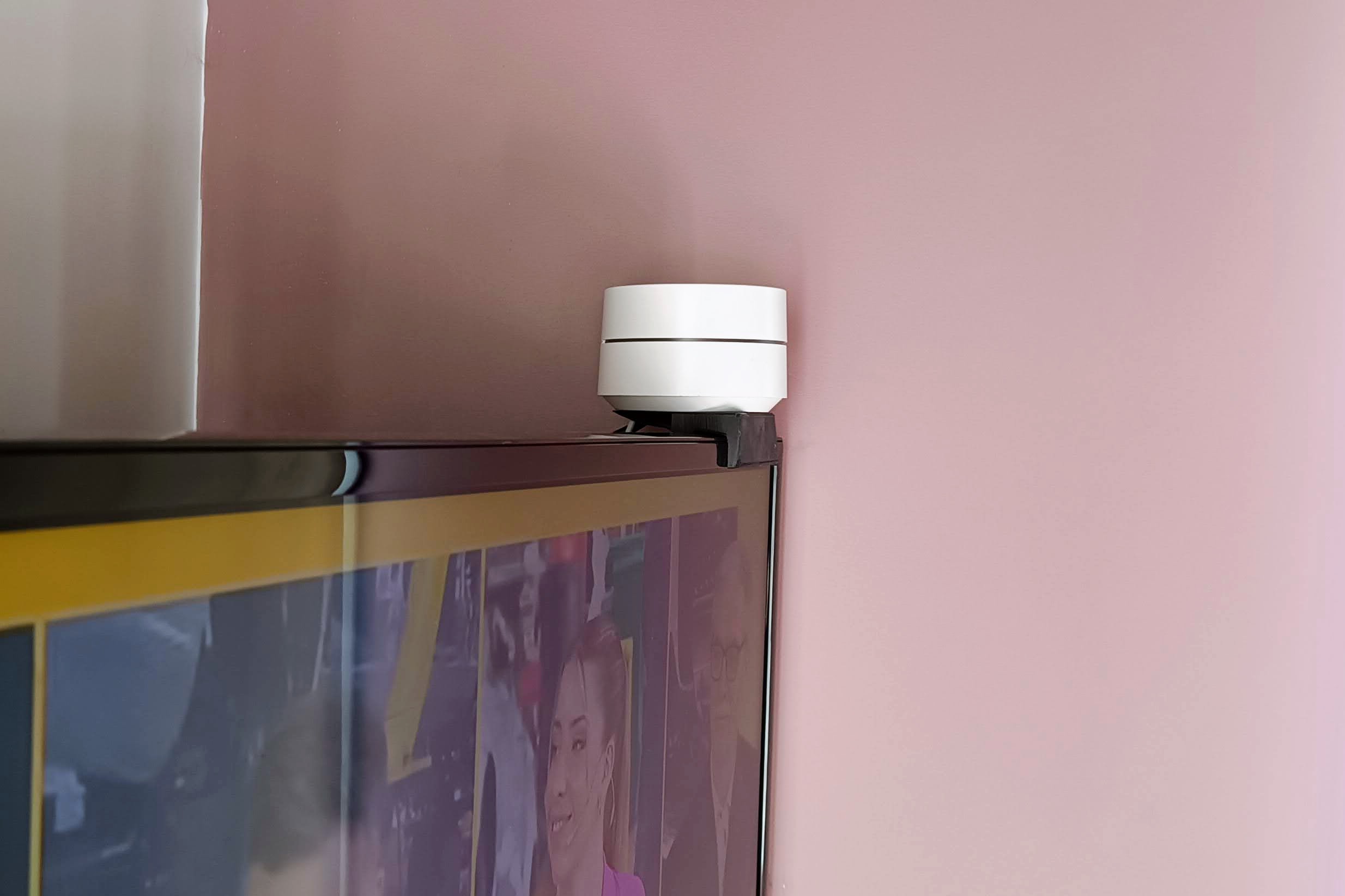 Google WiFi Mount for TV Frame — miniatura 3