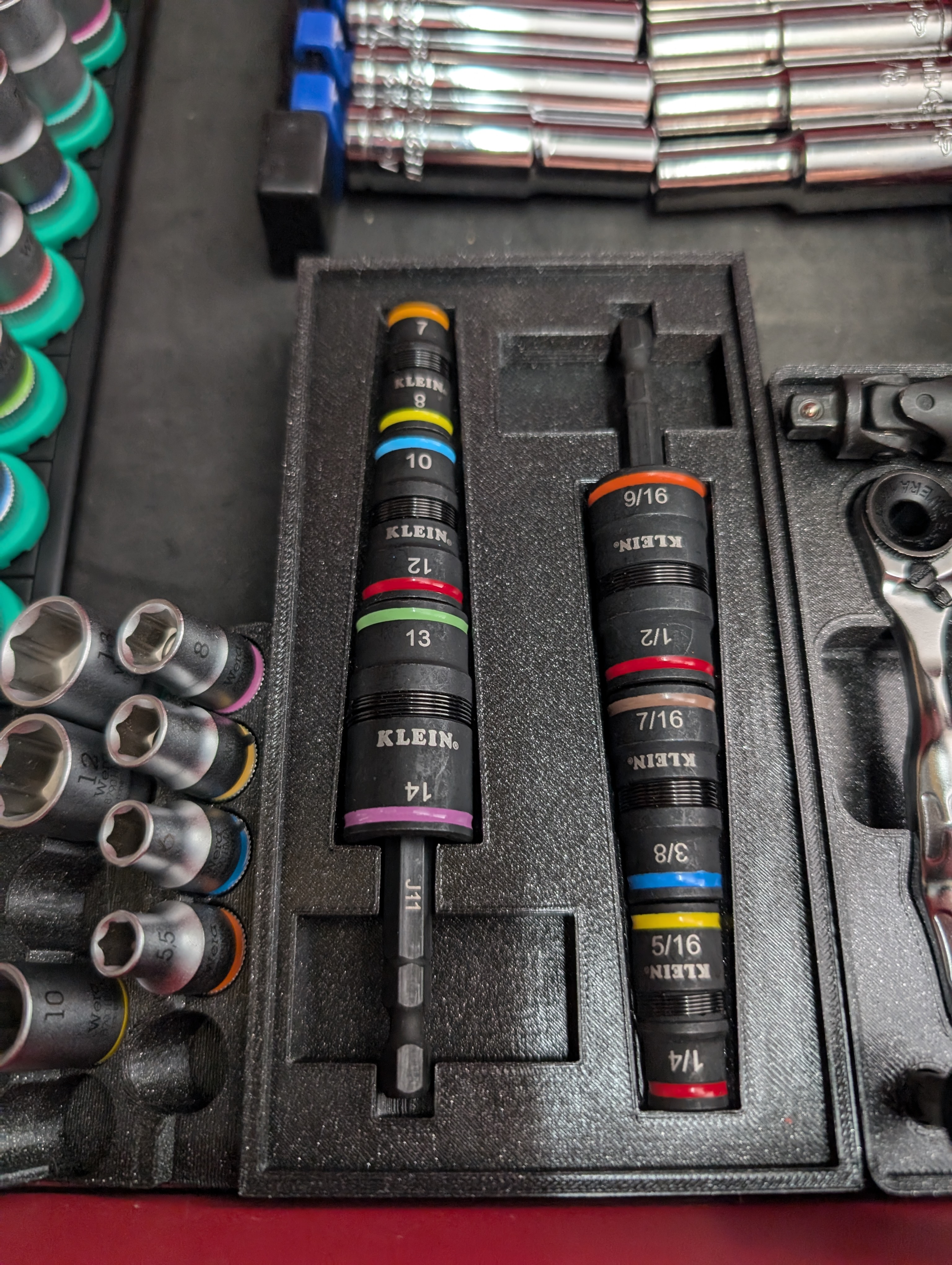 Organizer tray for Klein 6-in-1 flip sockets