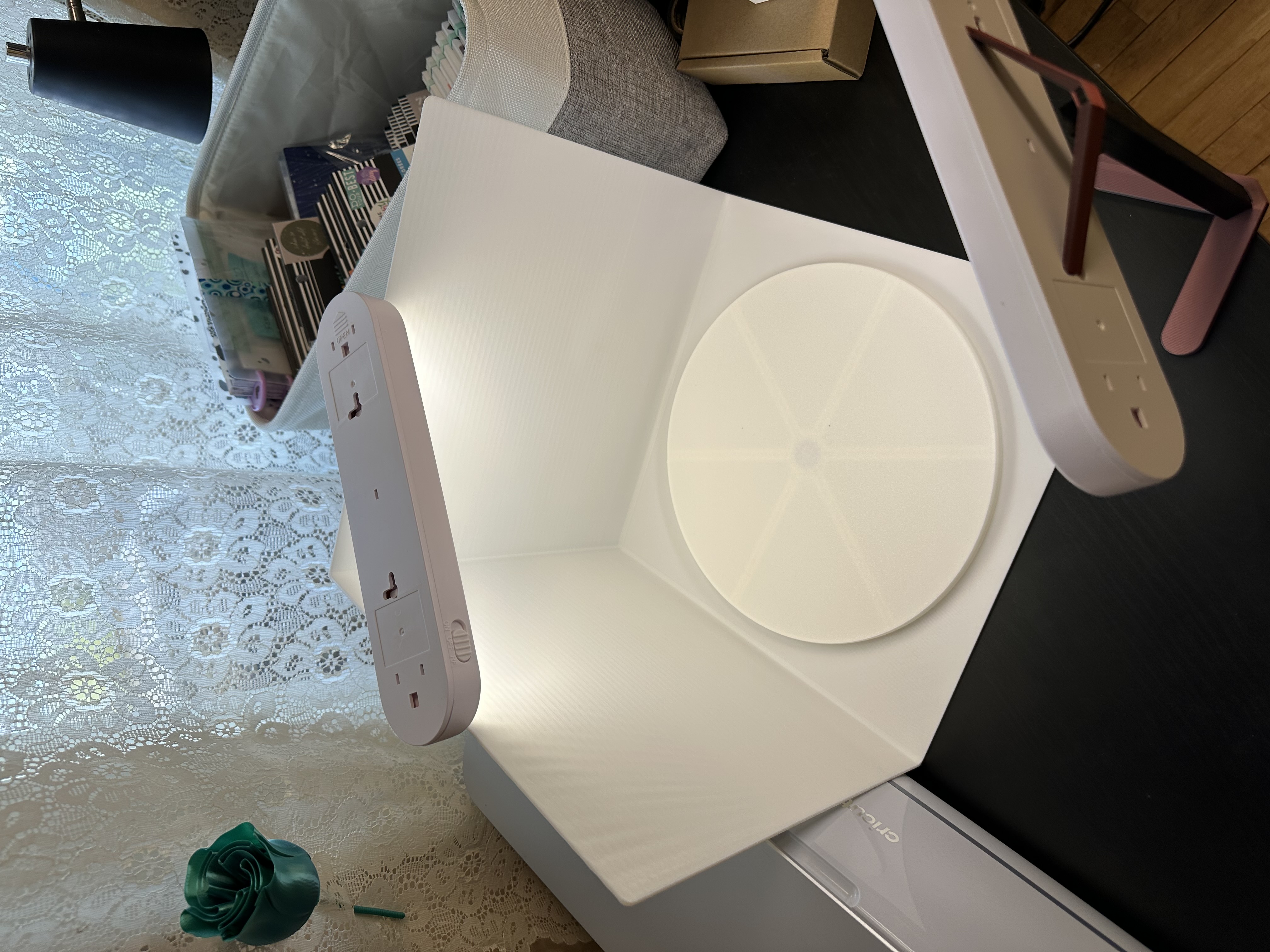 XL Light Box With Bearing Supported Turn Table