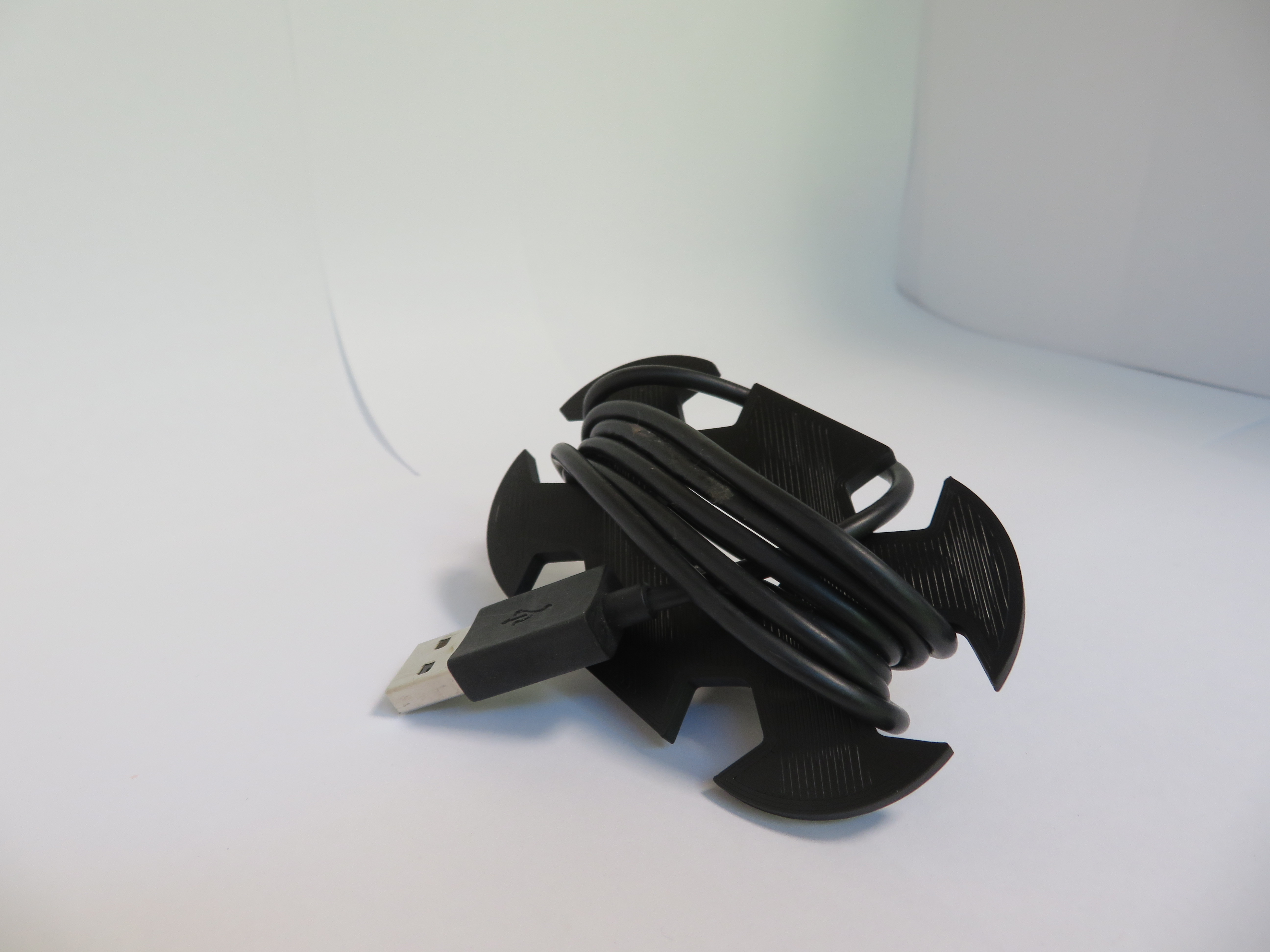 Functional Cord Organizer (Travel Essential) — miniatura 7