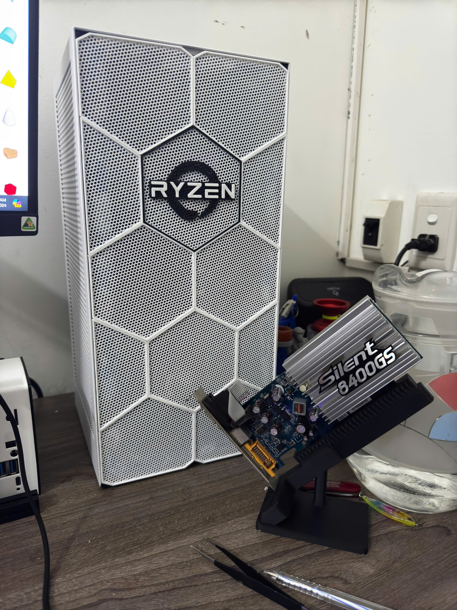 NZXT H1 v1 front grill