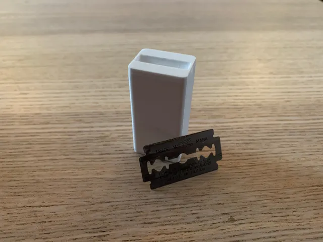 Double Edge Razor Blades Disposable Container