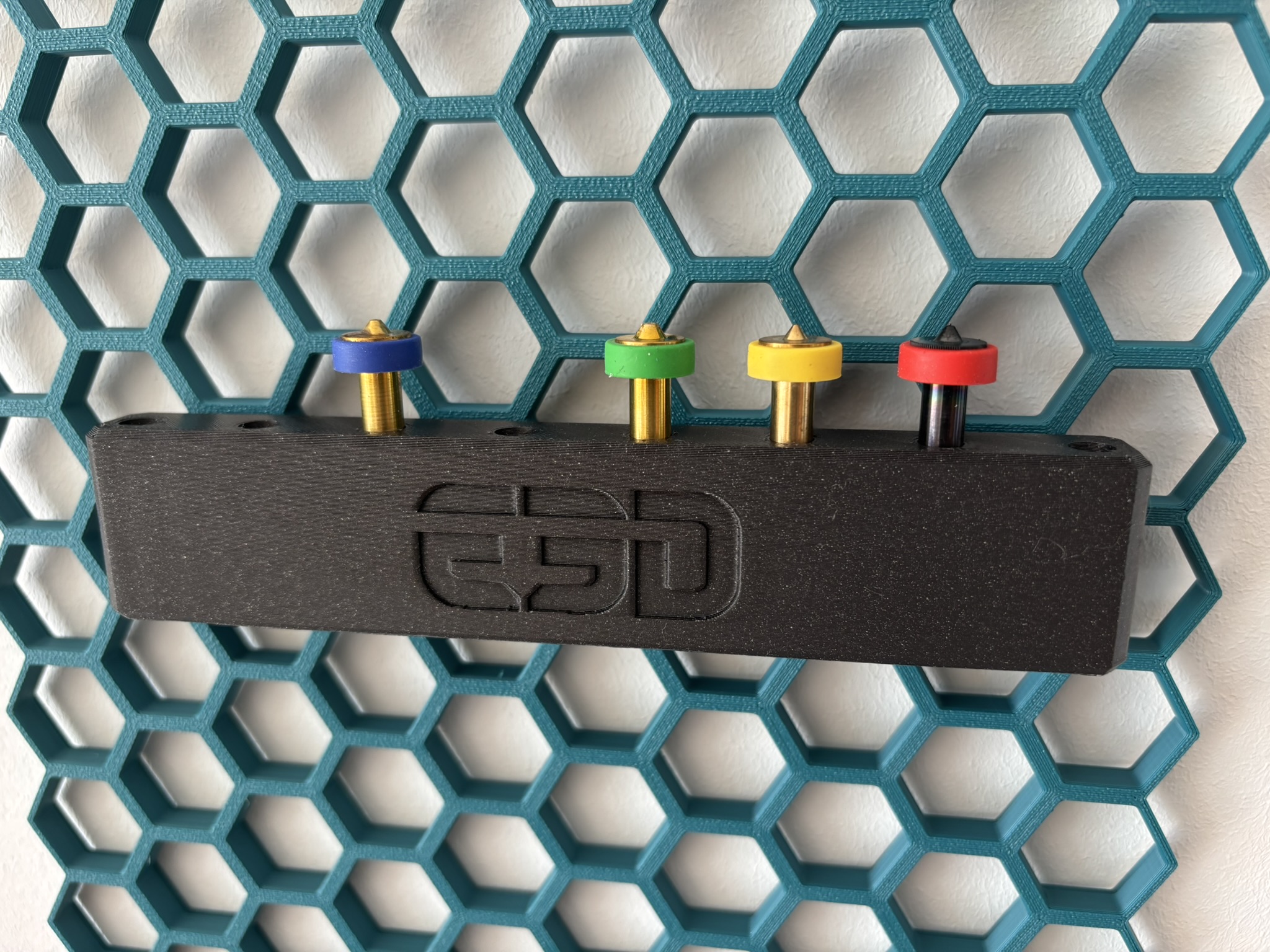 Revo Nozzle Holder - Honeycomb wall (HSW) 3D model thumbnail