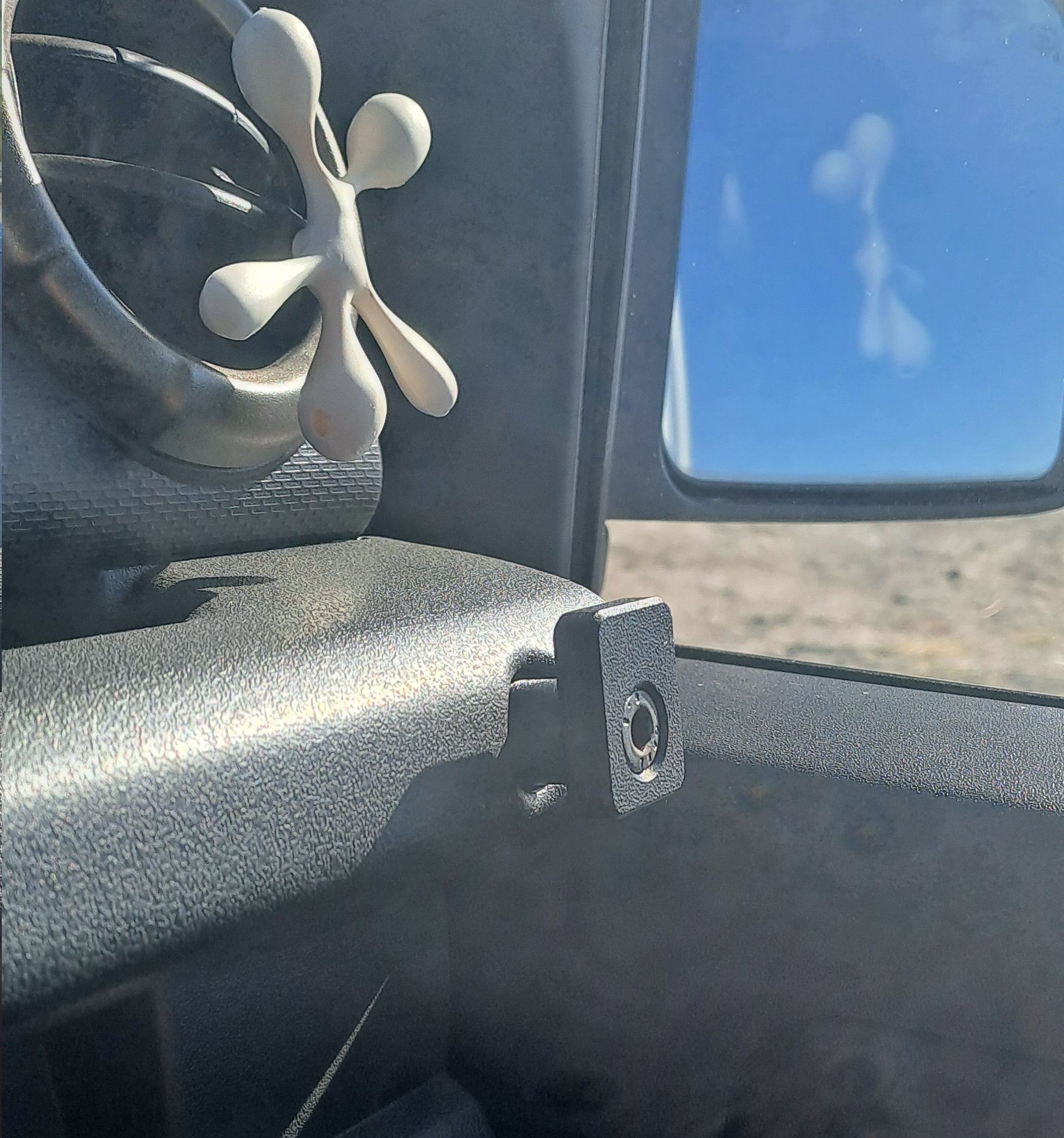 Suzuki Jimny Hook mount
