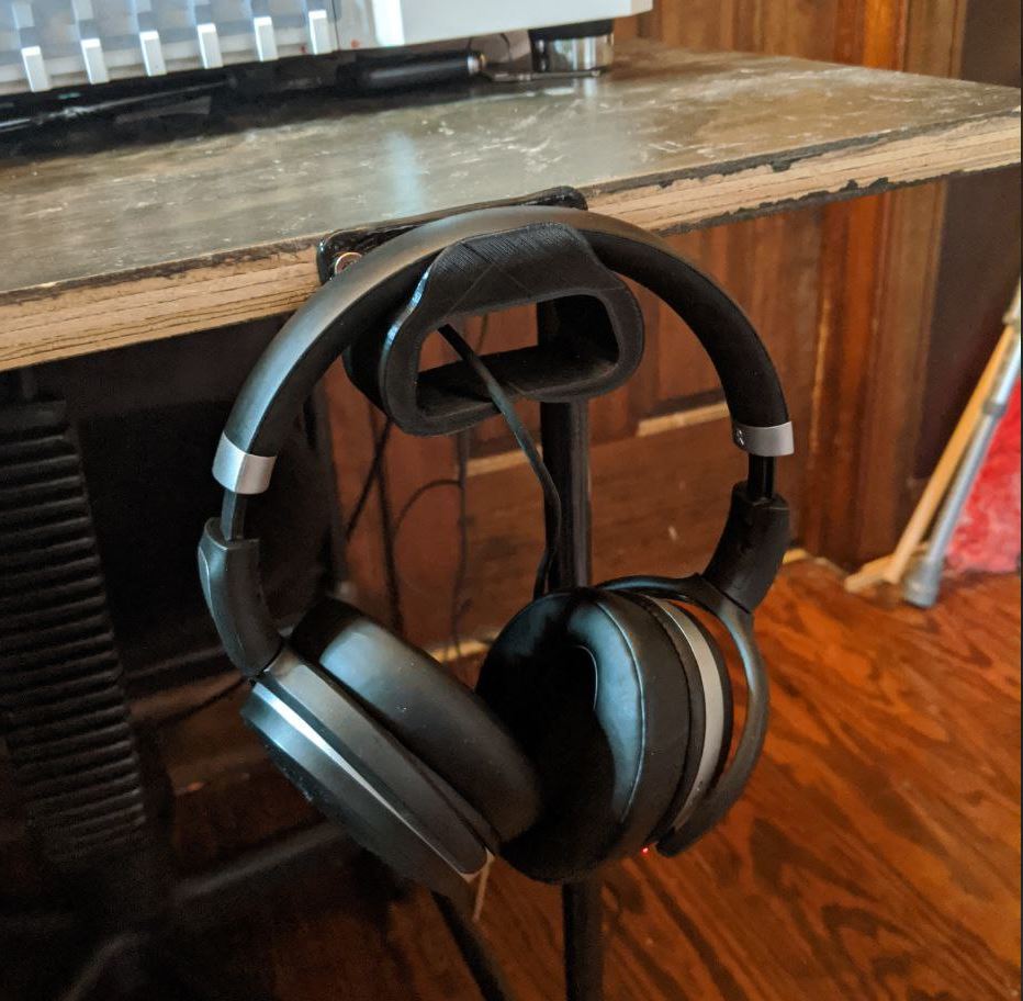 Headphone Holder for Wireless Headphones (outdated)