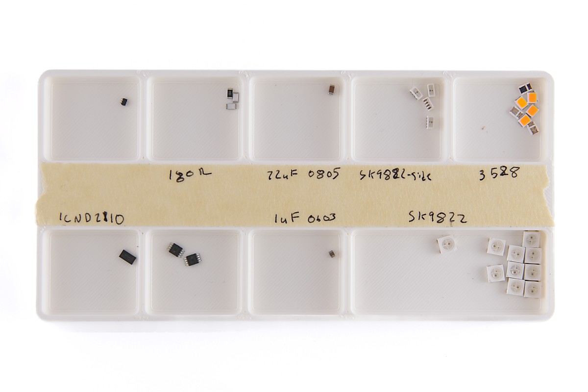 Component tray with replacable label
