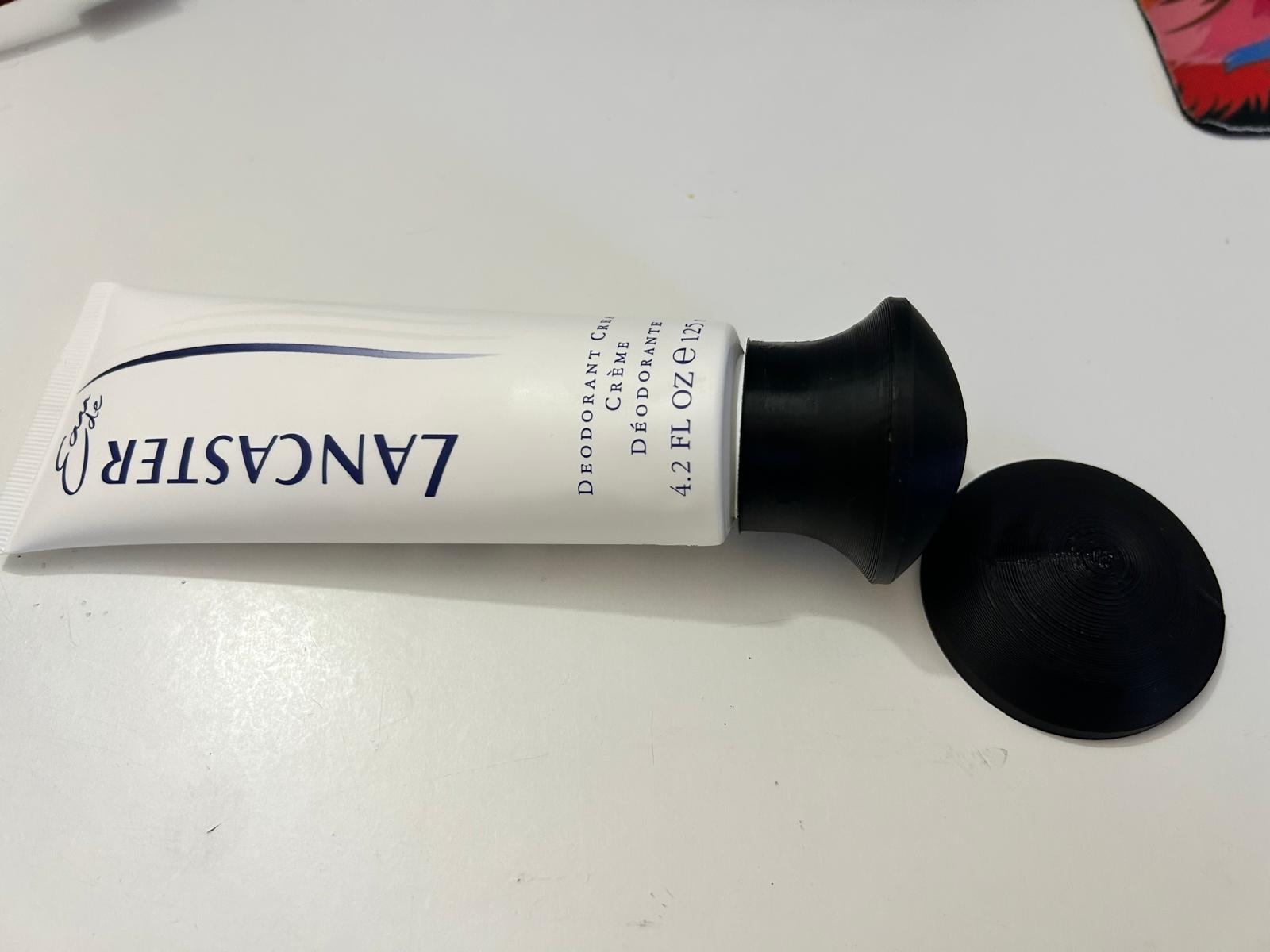 Lancaster deodorant cap