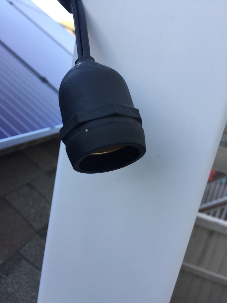 Miniatura 5 do modelo 3D Light Bulb Socket Cap / Plug