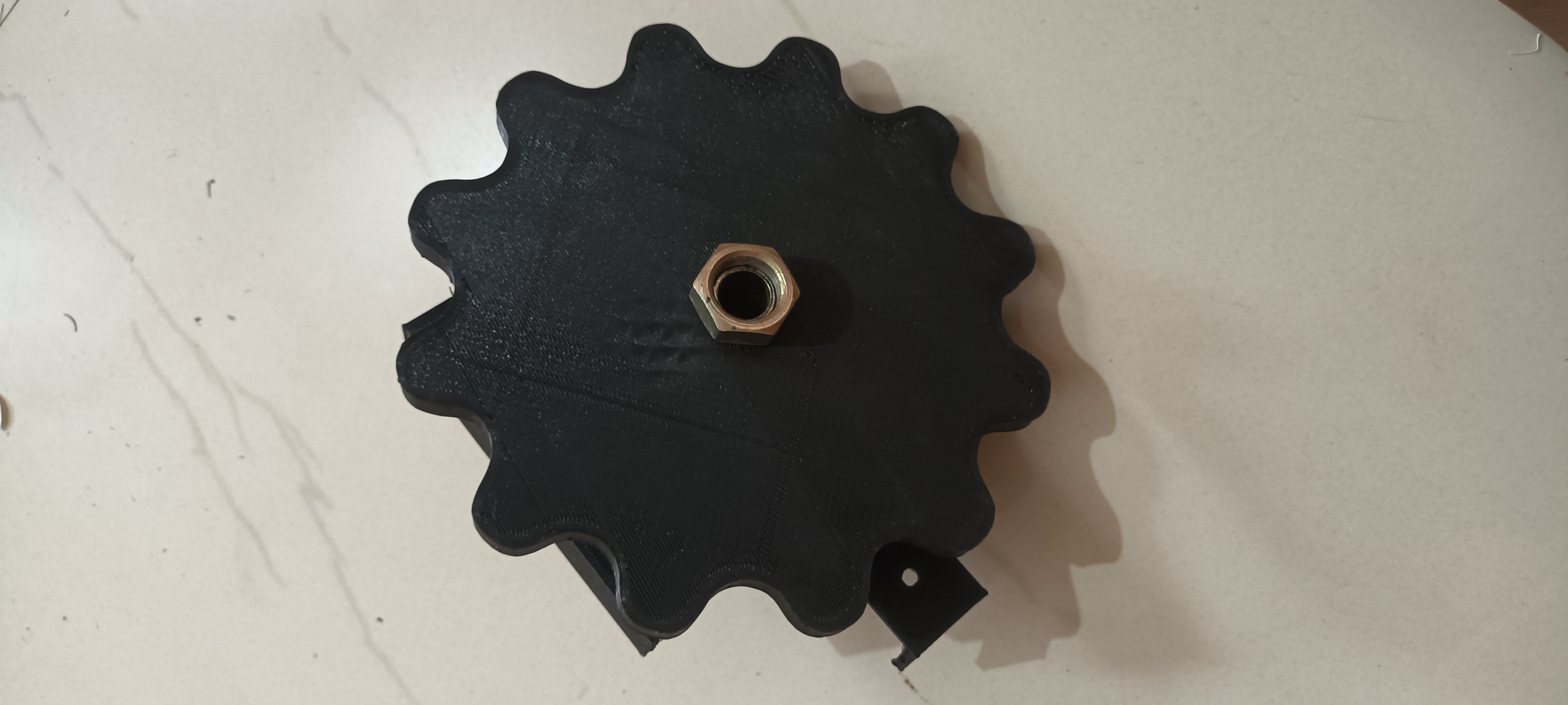 12-Teeth Sprocket with Bearing Housing for 80mm chain link — miniatura 2