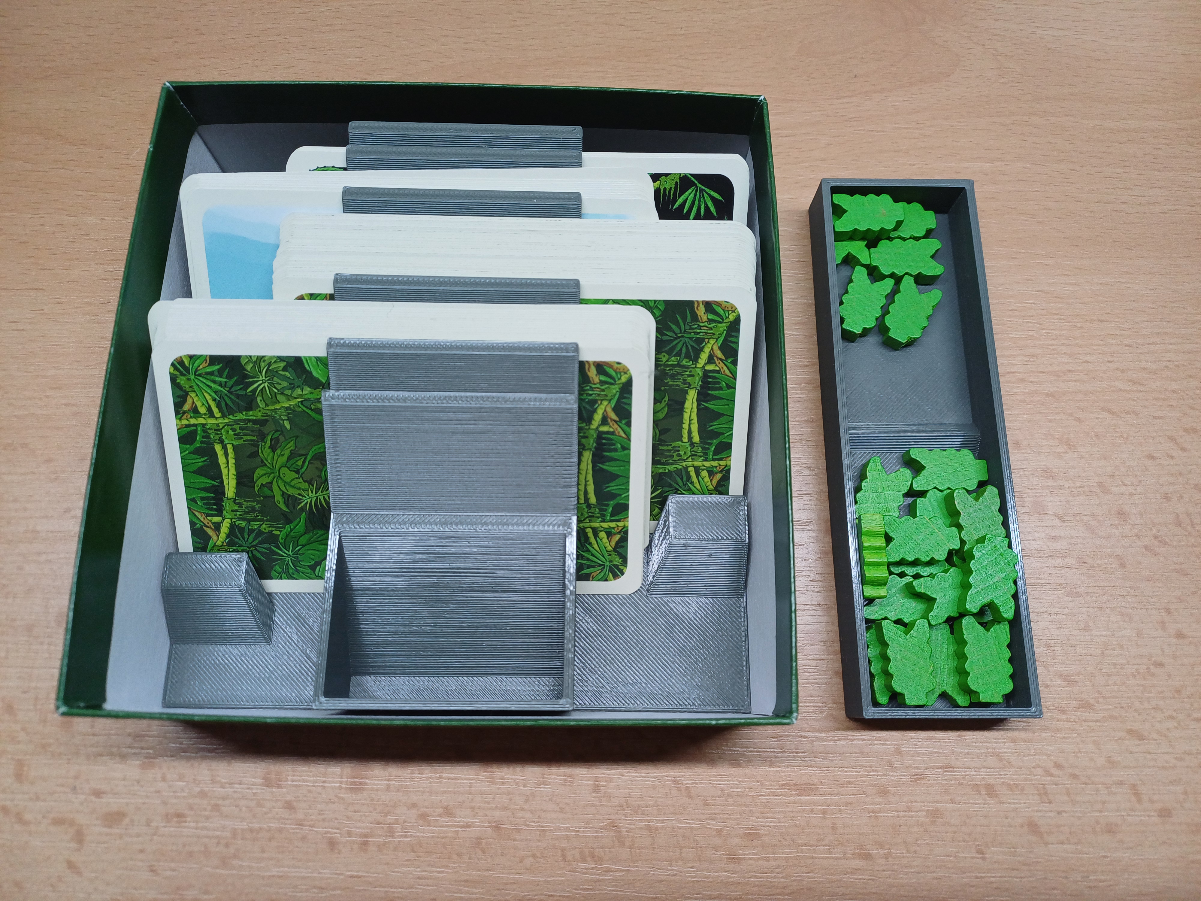 Friday boardgame insert