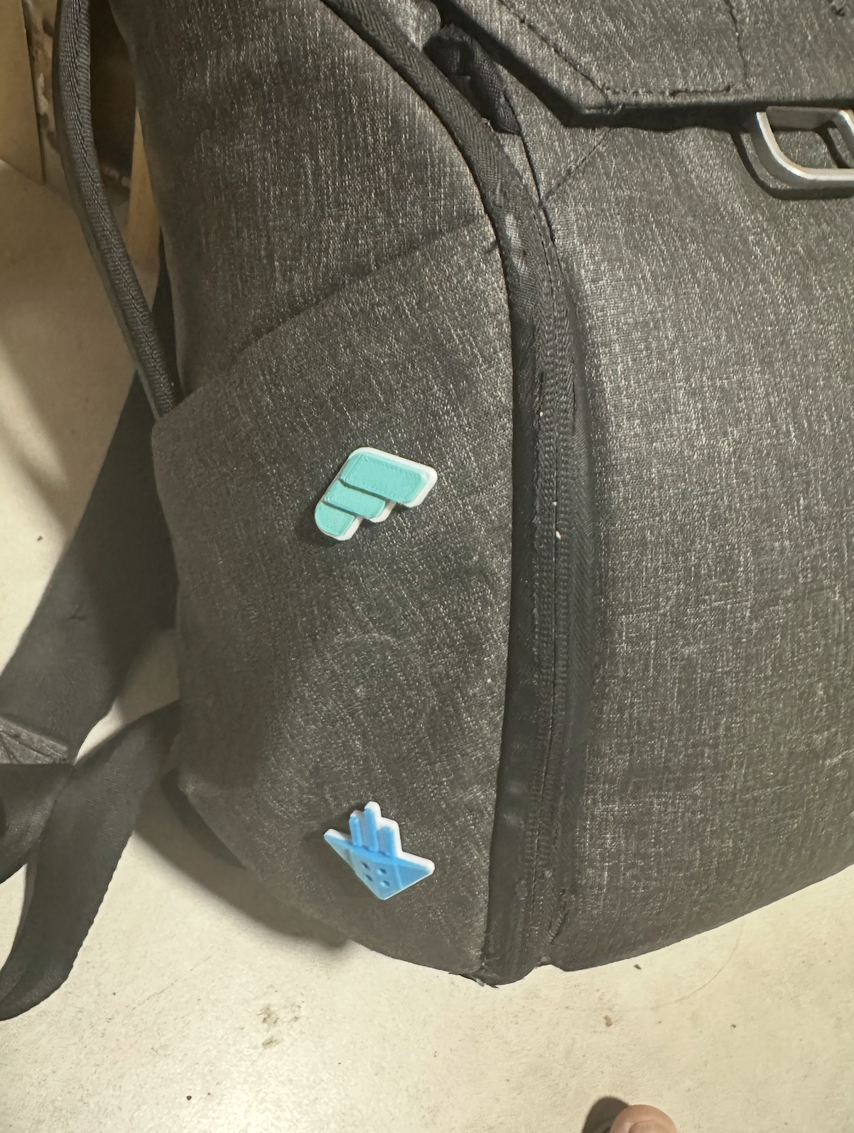 Pin 3D - Microsoft Fabric — thumbnail 3