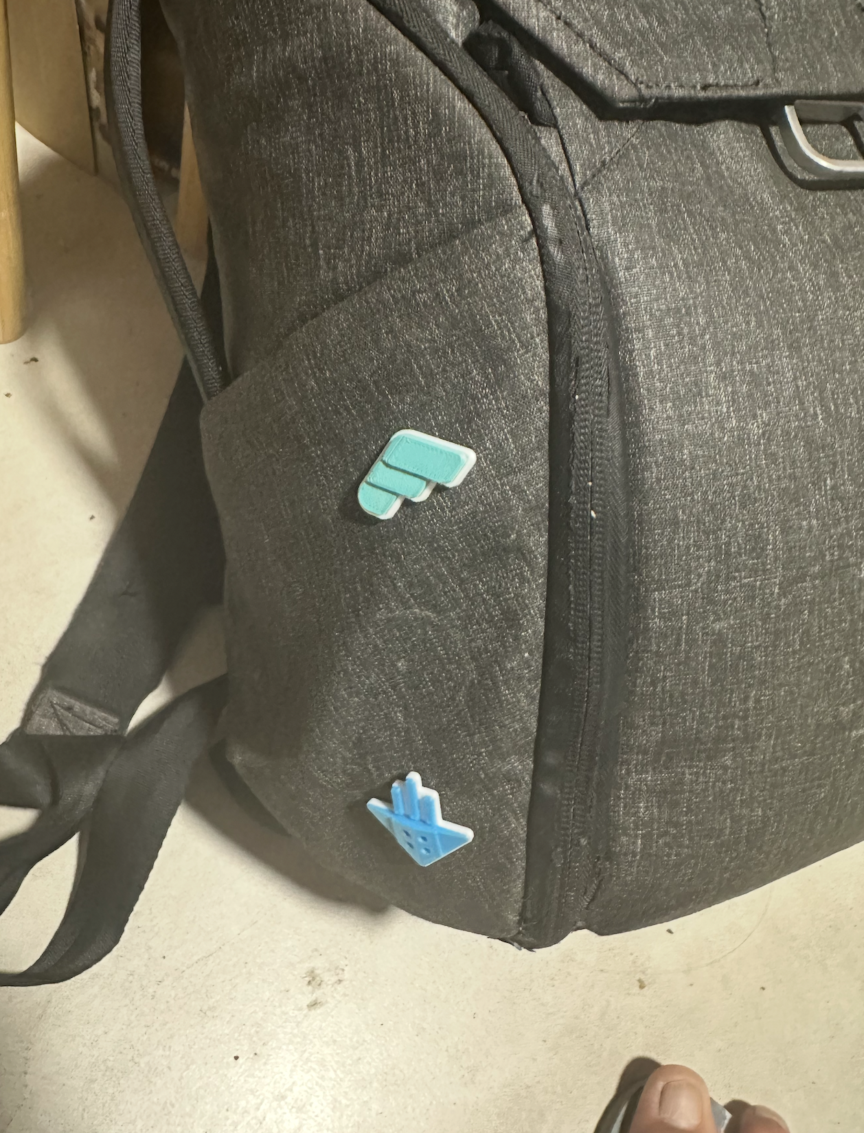 Pin 3D - Microsoft Kusto — miniatura 2