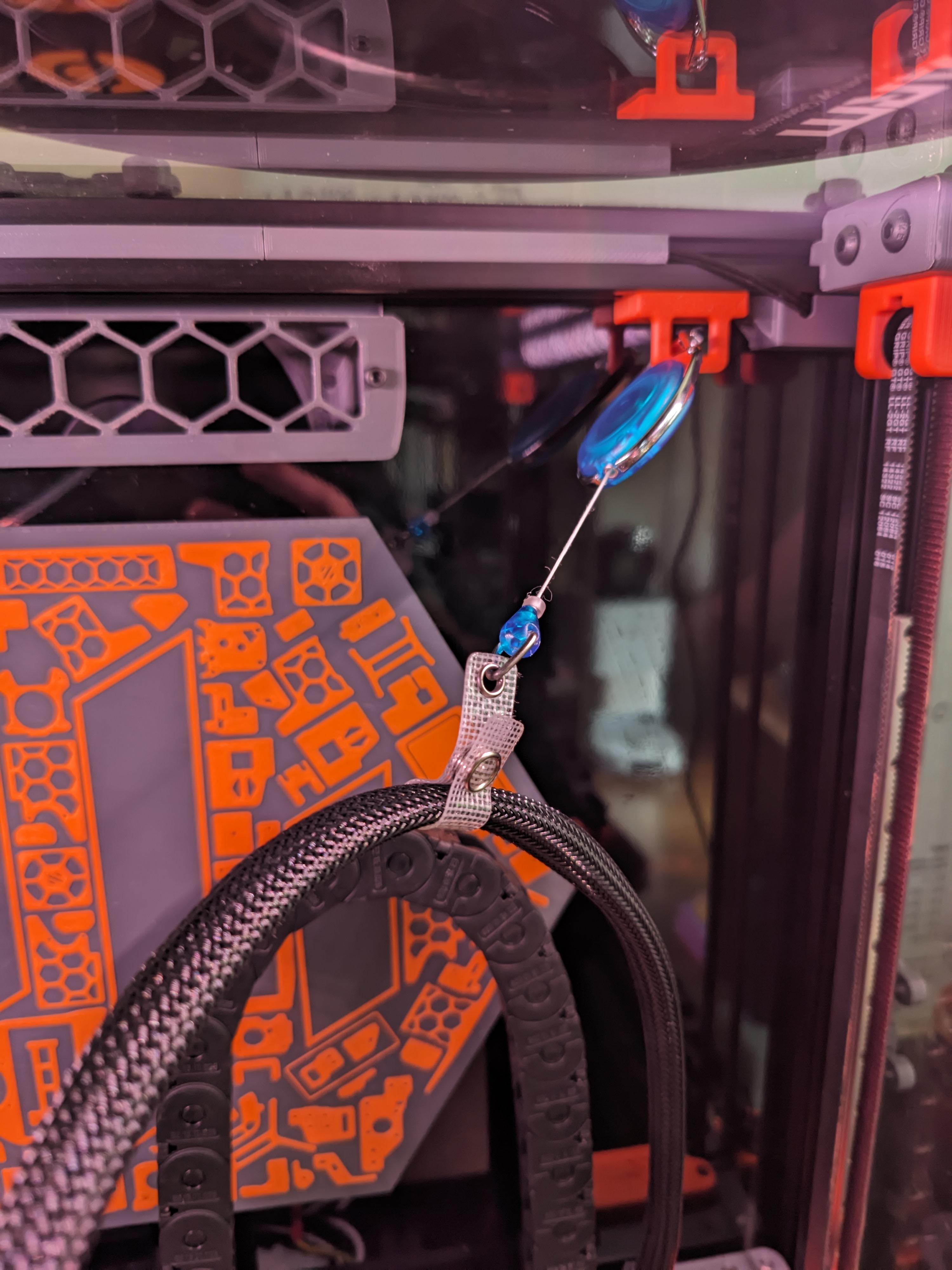 Voron:  Retractable Keychain 2020 holder for umbilical cable