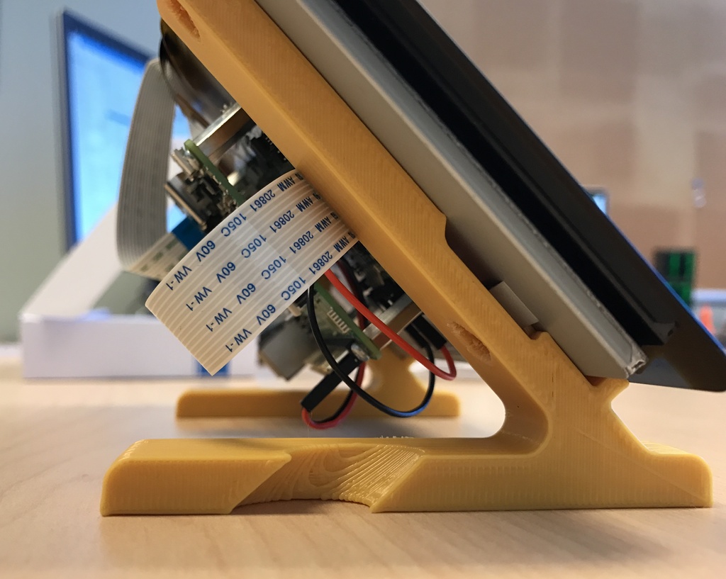 Raspberry Pi 7 inch LCD stand, Now with Tabs! by SpectreGadget
