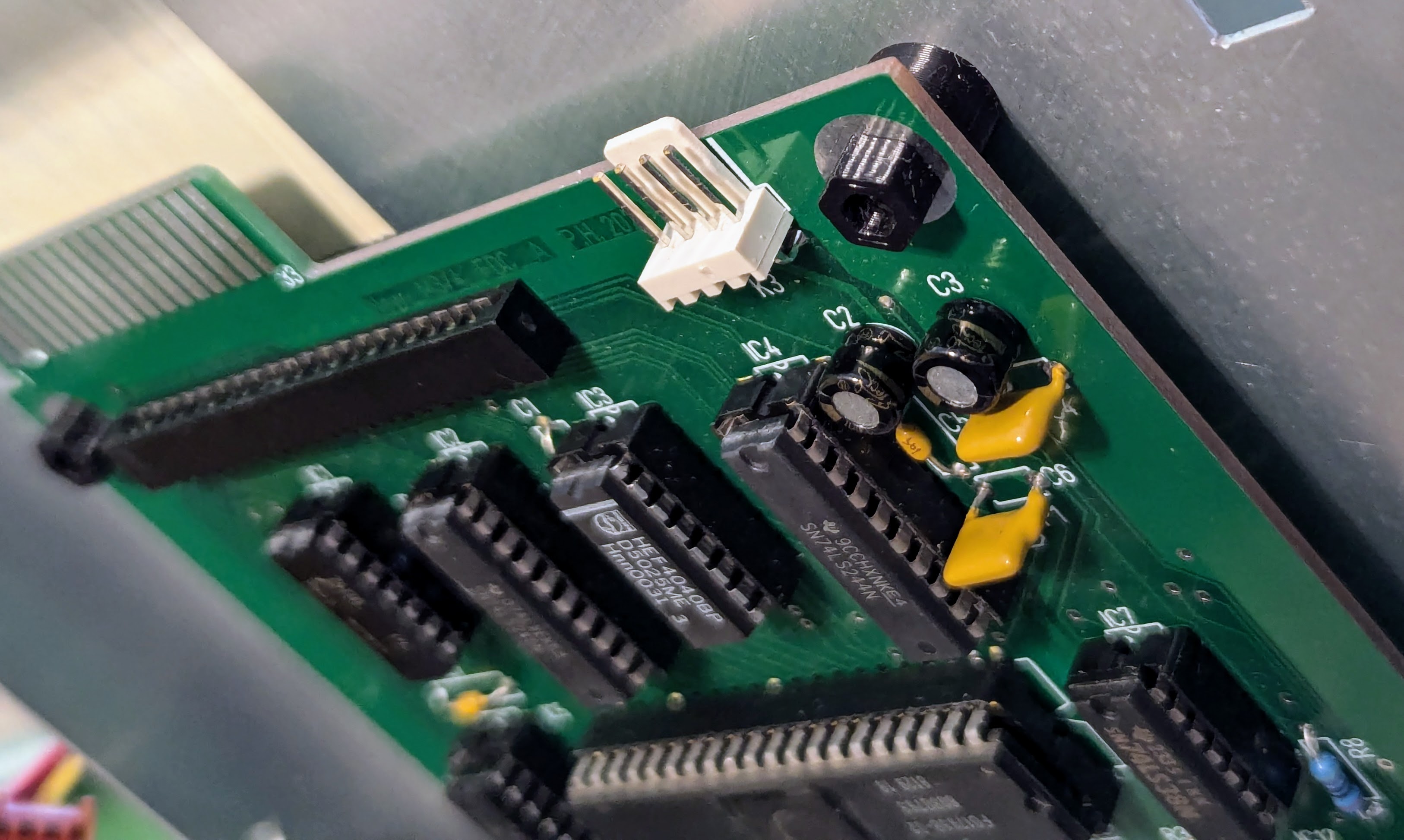 TRS80 Model 3 and 4 disk/serial card mounting support