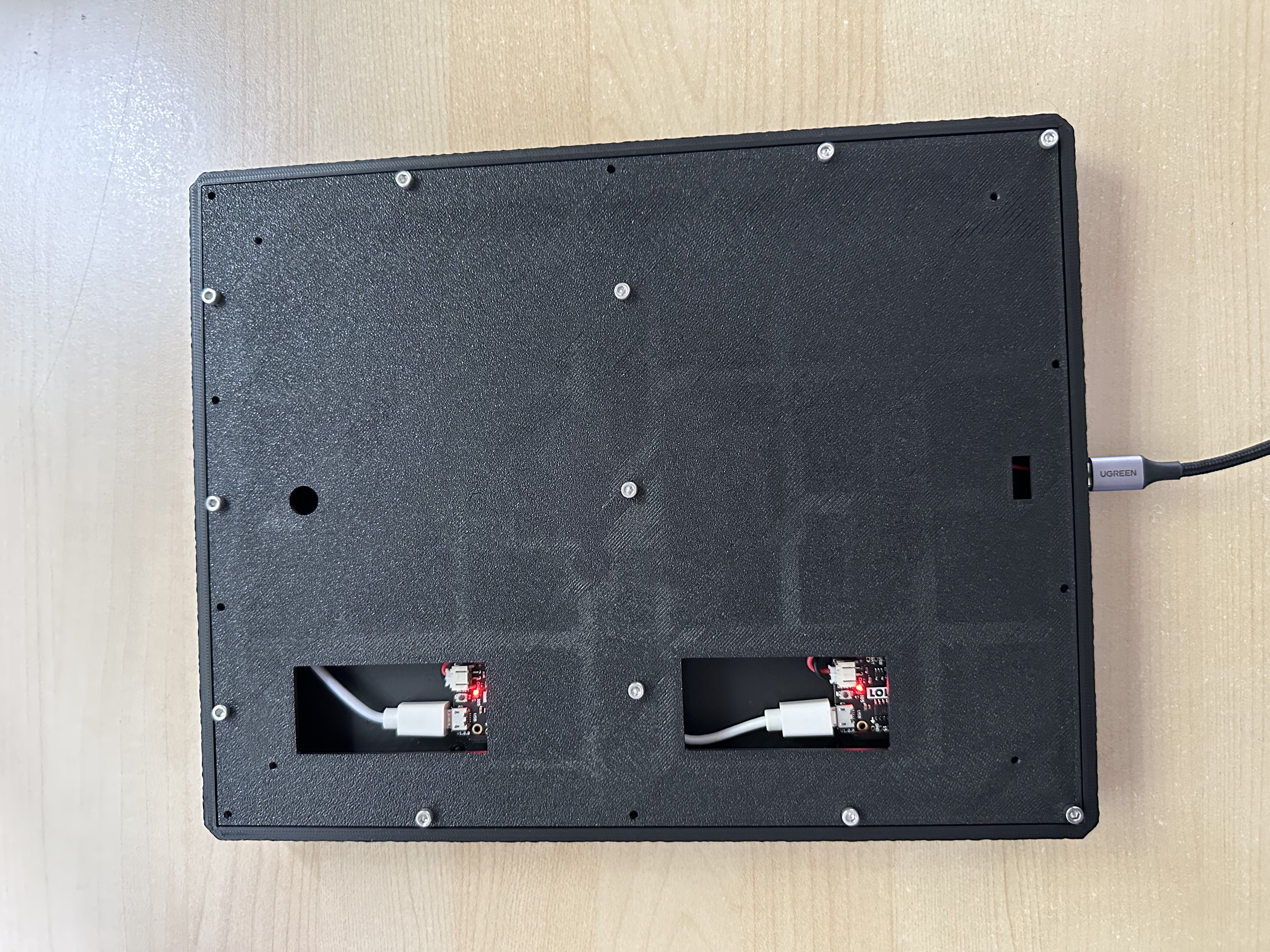 Double WaveShare 7.5" e-Paper case - symmetrical borders — miniatura 10