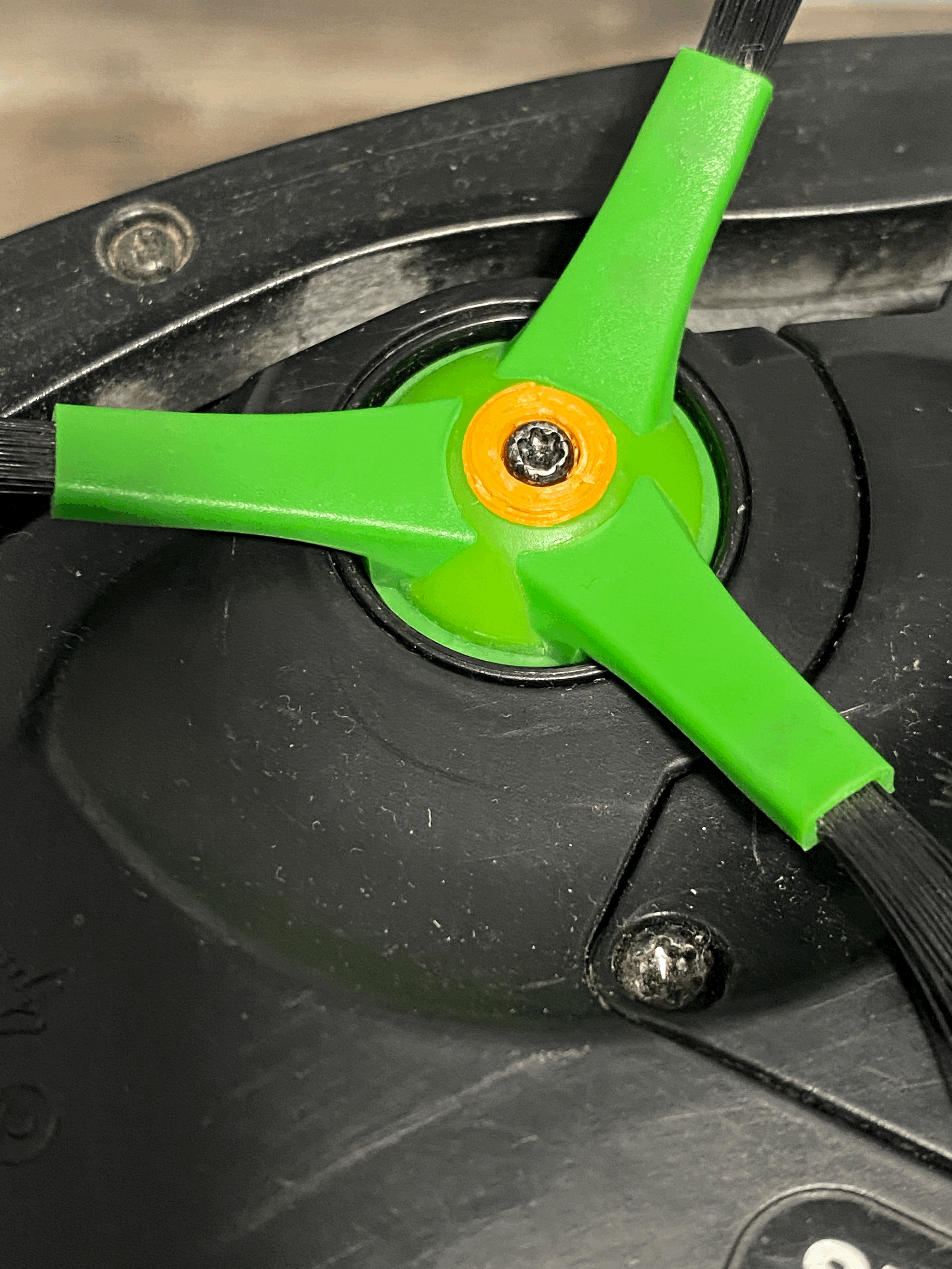 Shark IQ vacuum brush retainer