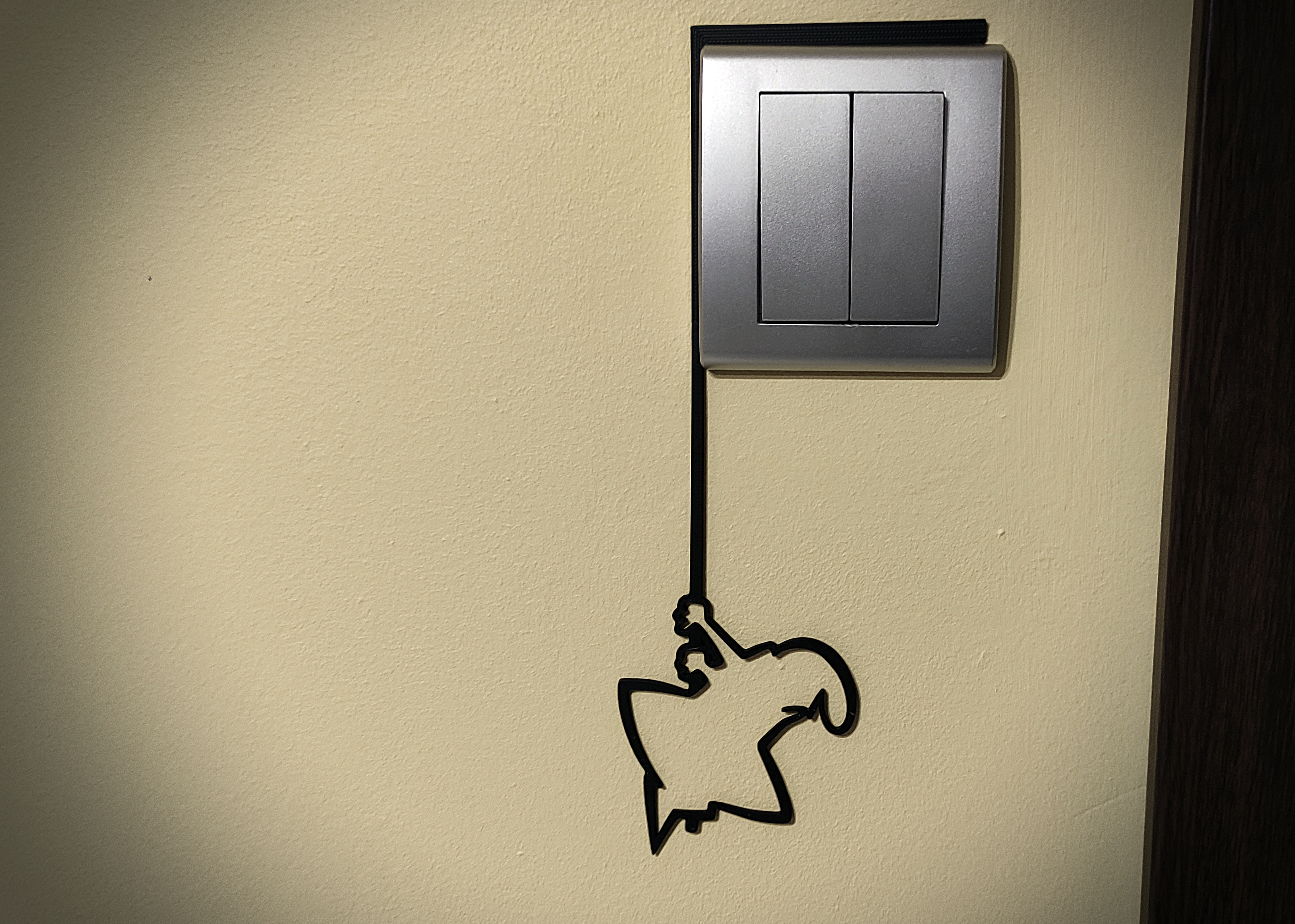 Funny Light Switch Gadget – La Linea Balum 10 — thumbnail 6