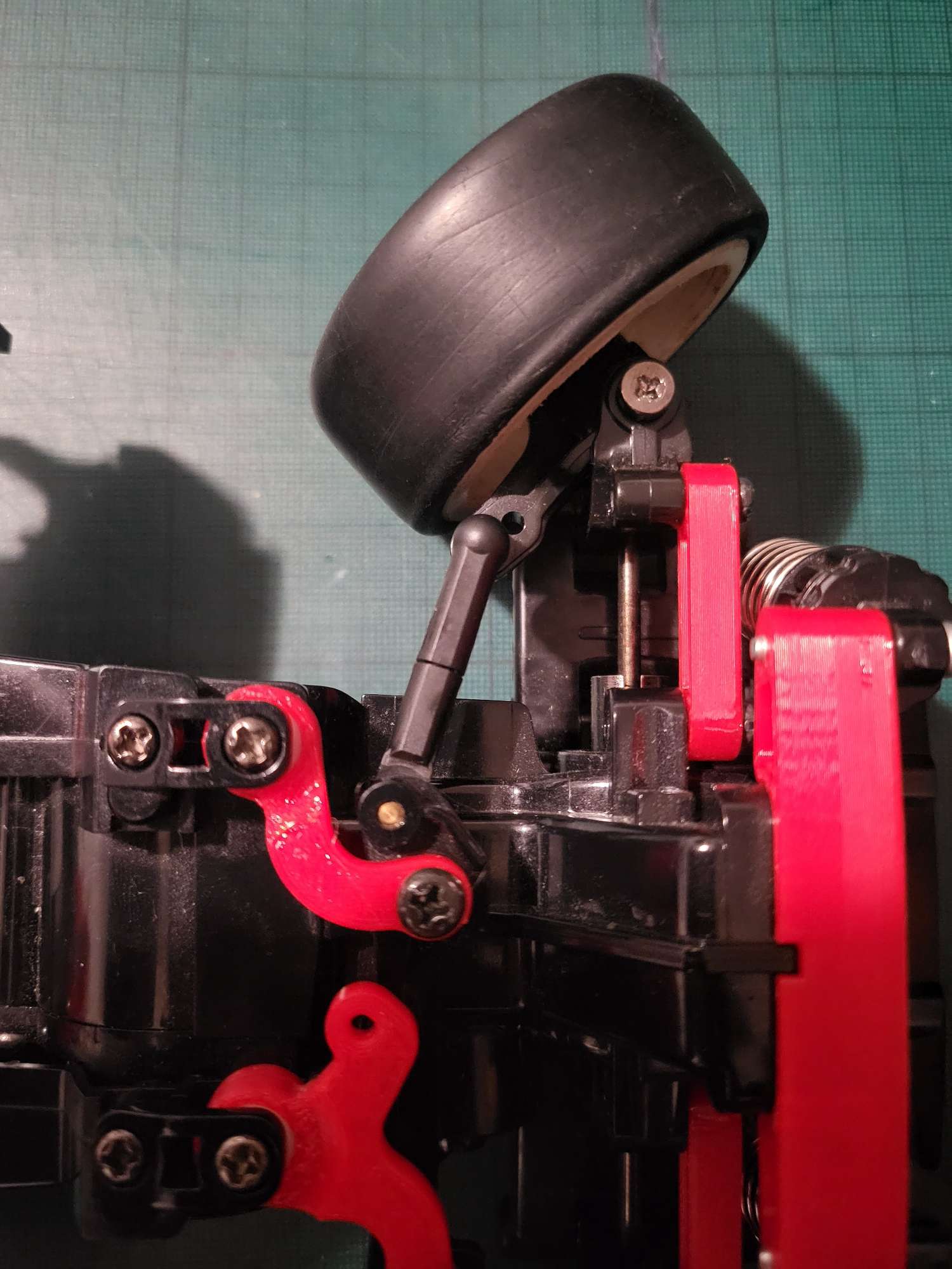 Wide angle steering for Tamiya M-05