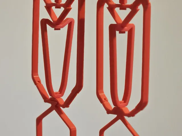The Bladder Buddy: Ultimate Drying Solution for Hydration packs (parametric)