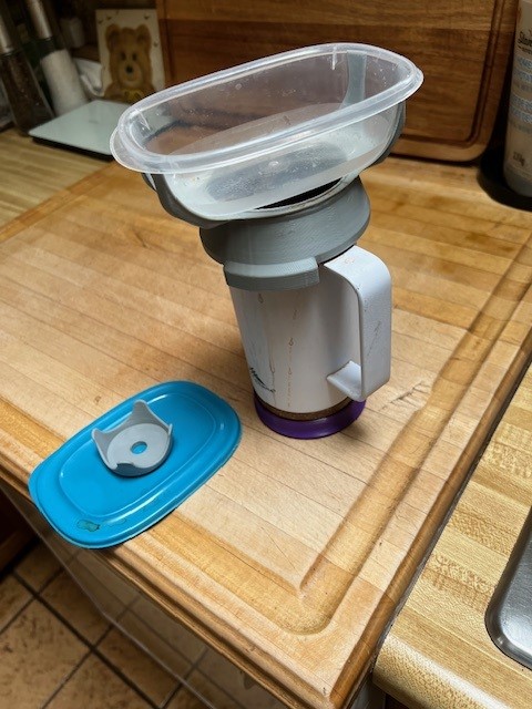 Aussie Bite adapter for Canadian Tire food tray