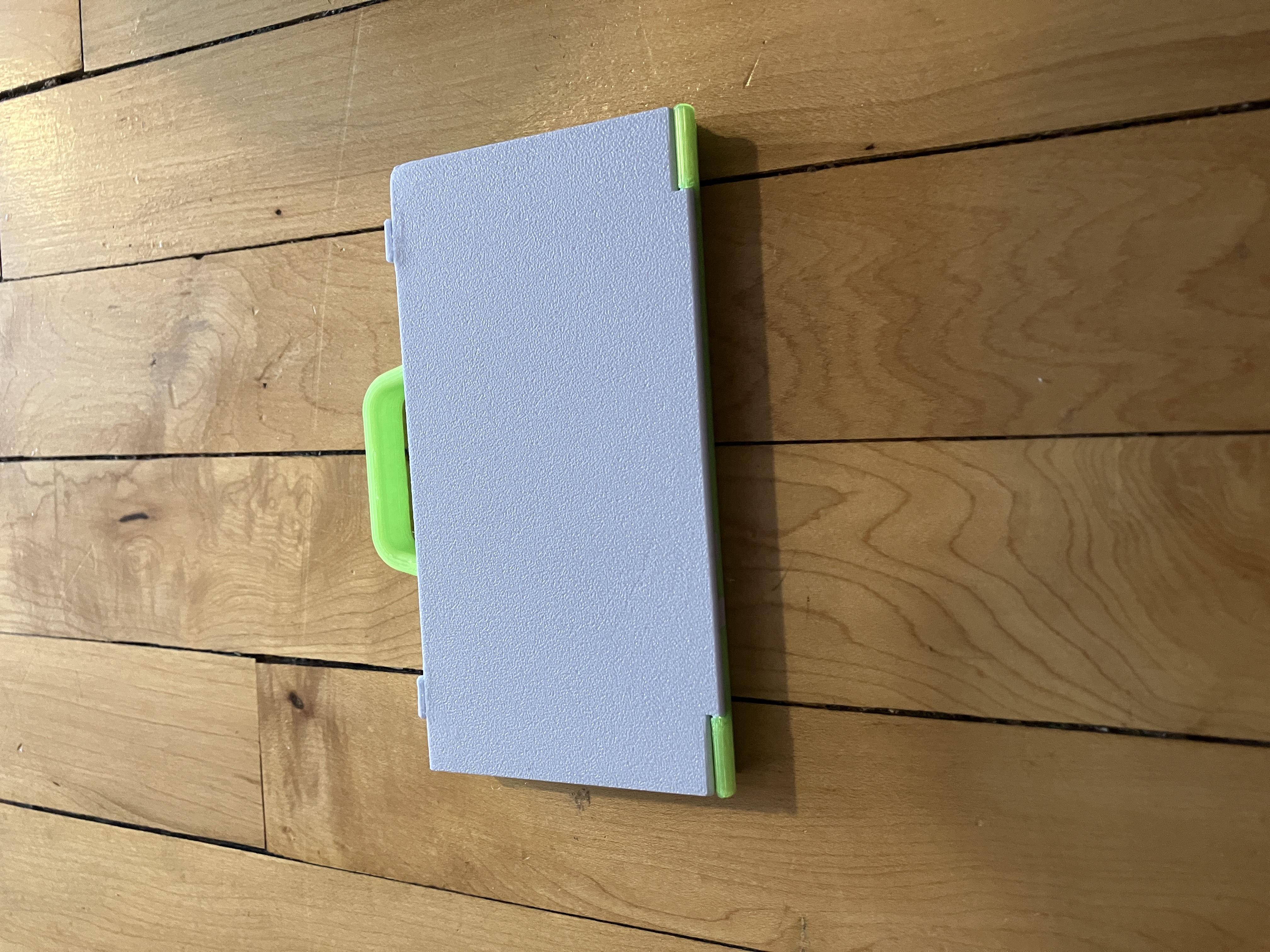 Briefcase Phone Case (iPhone SE)