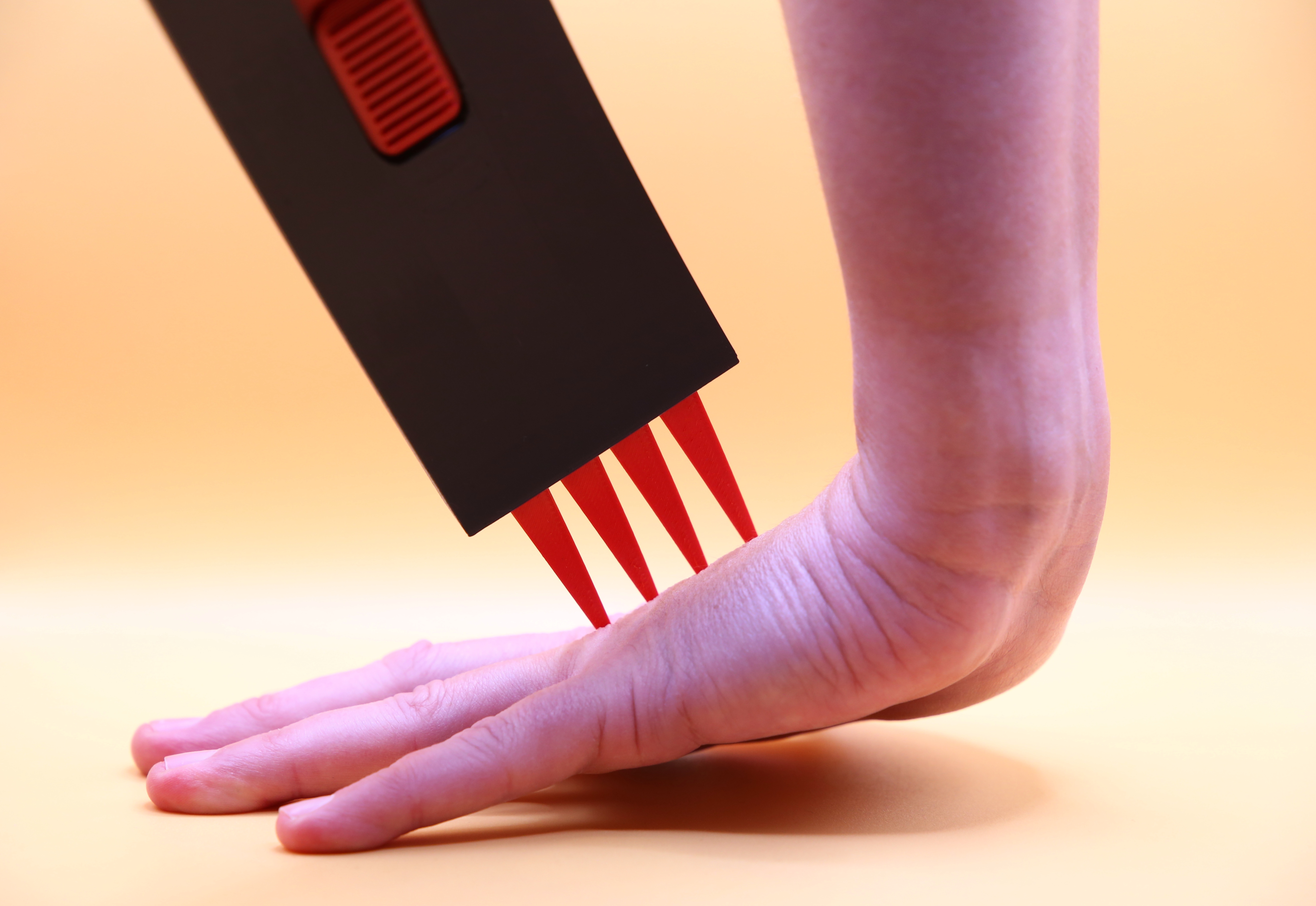 Modern Scratcher — thumbnail 2