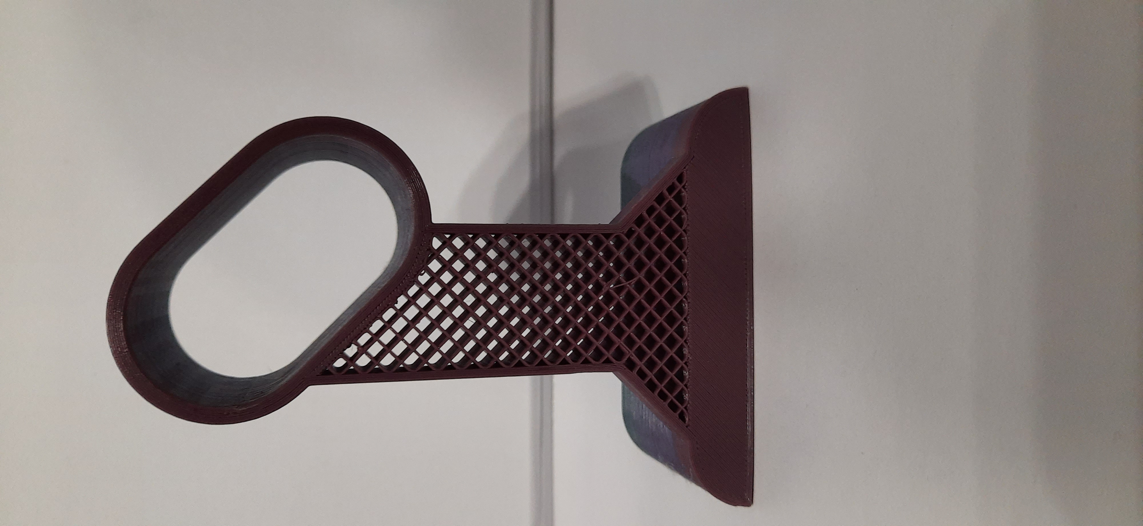Miniatura 4 do modelo 3D Just a basic watch stand