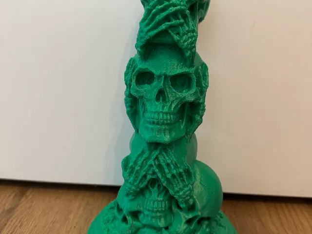 Three Wise Skulls