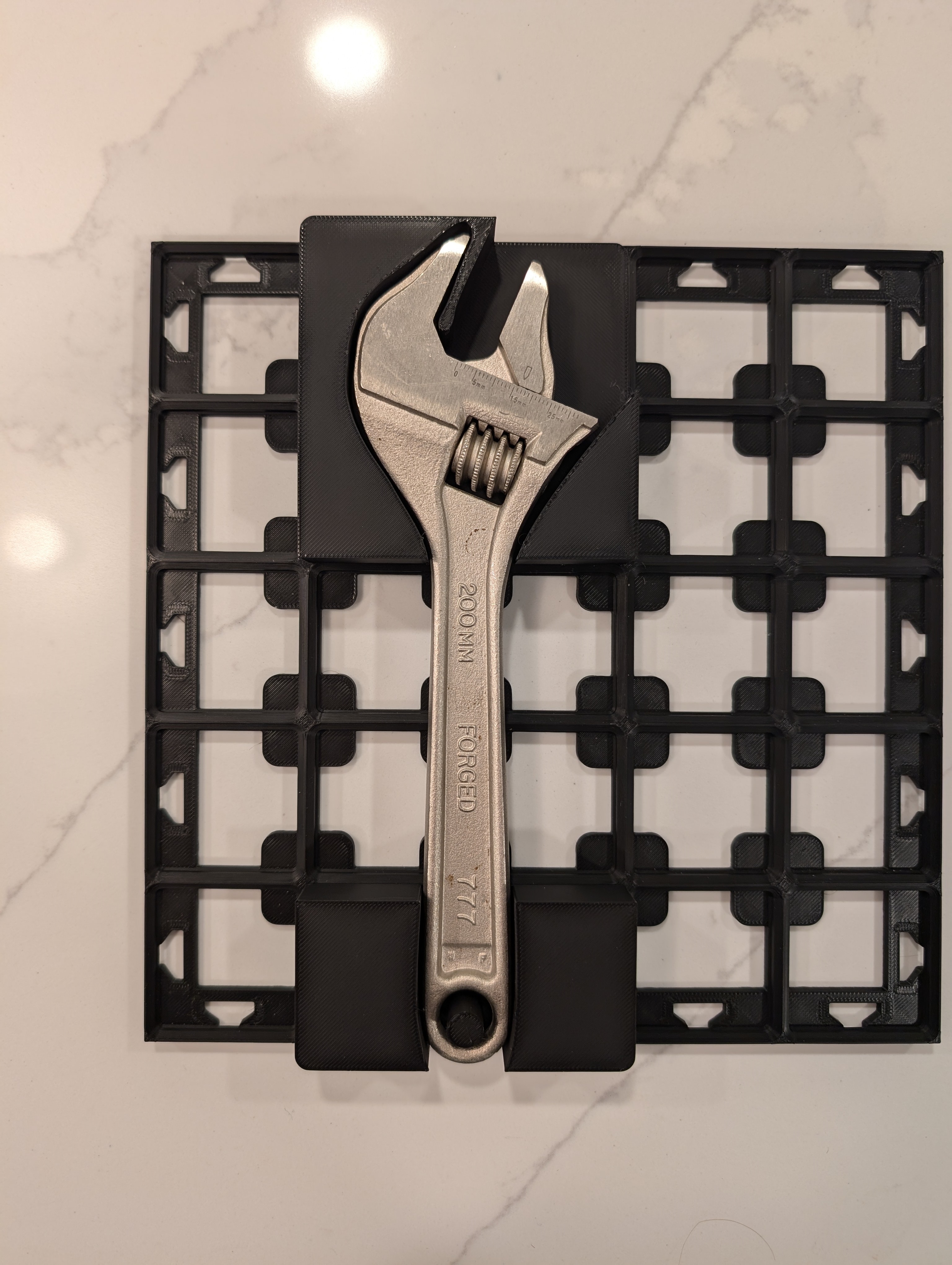 Gridfinity Rigid 200mm Adjustable Crescent Wrench Bin