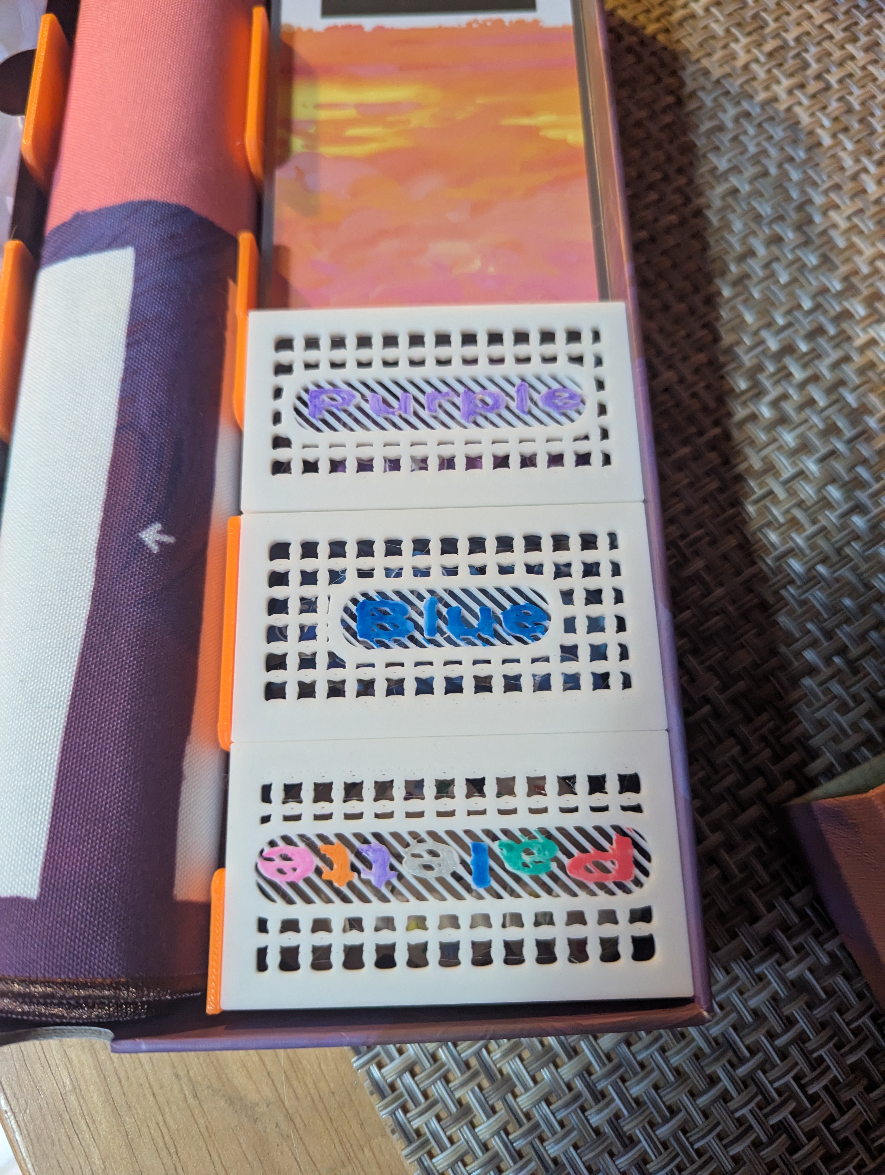 Canvas insert with slip on boxes by David Download free STL