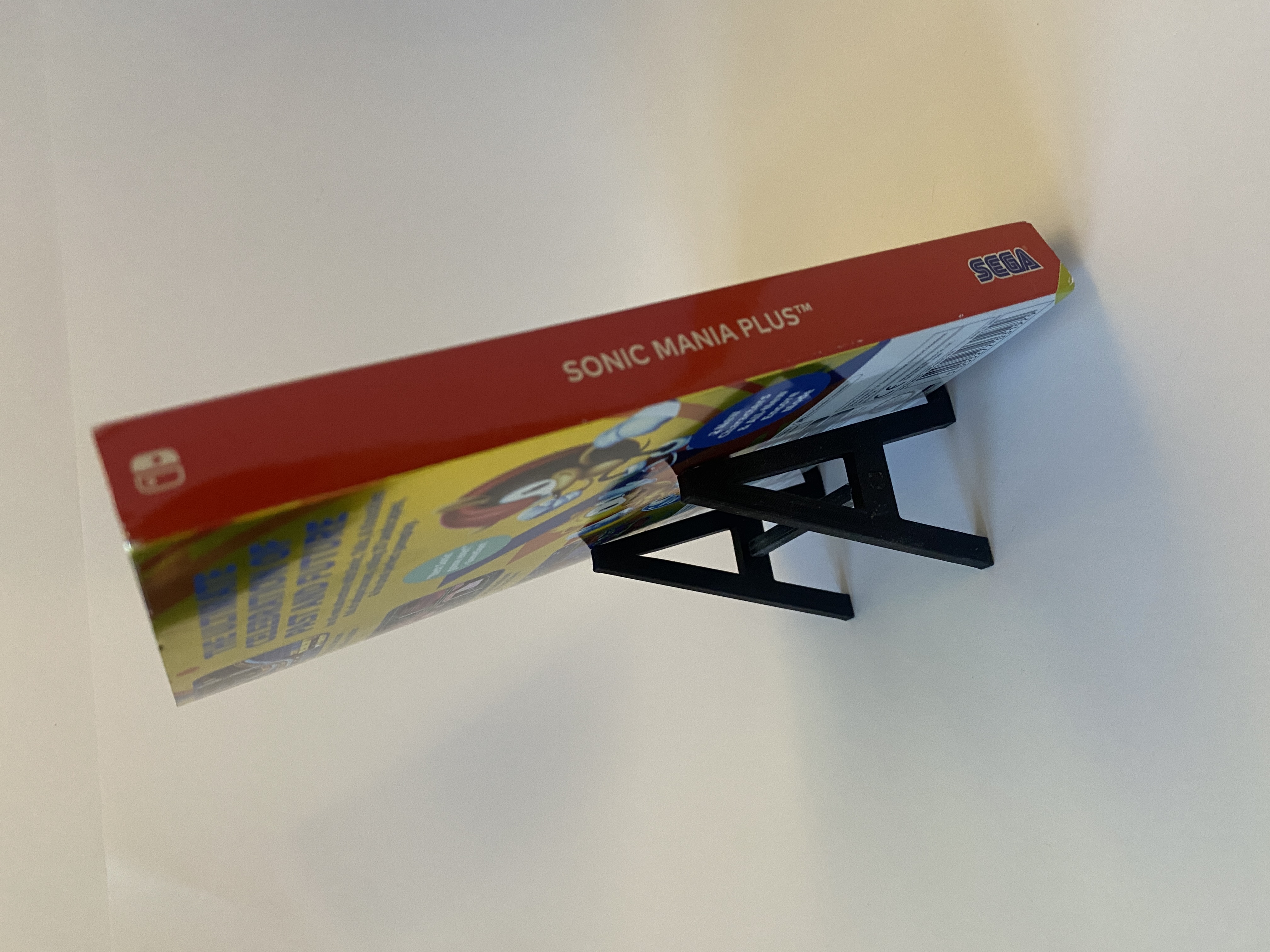 Game case stand