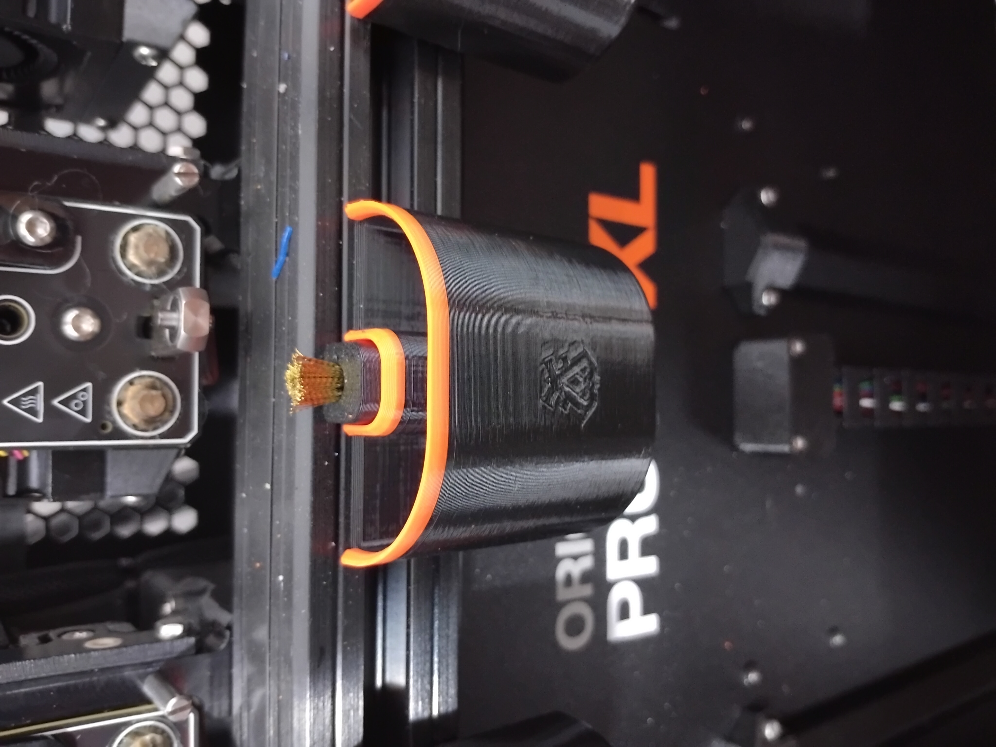Prusa XL : Nozzle brush/scrubber when changing head