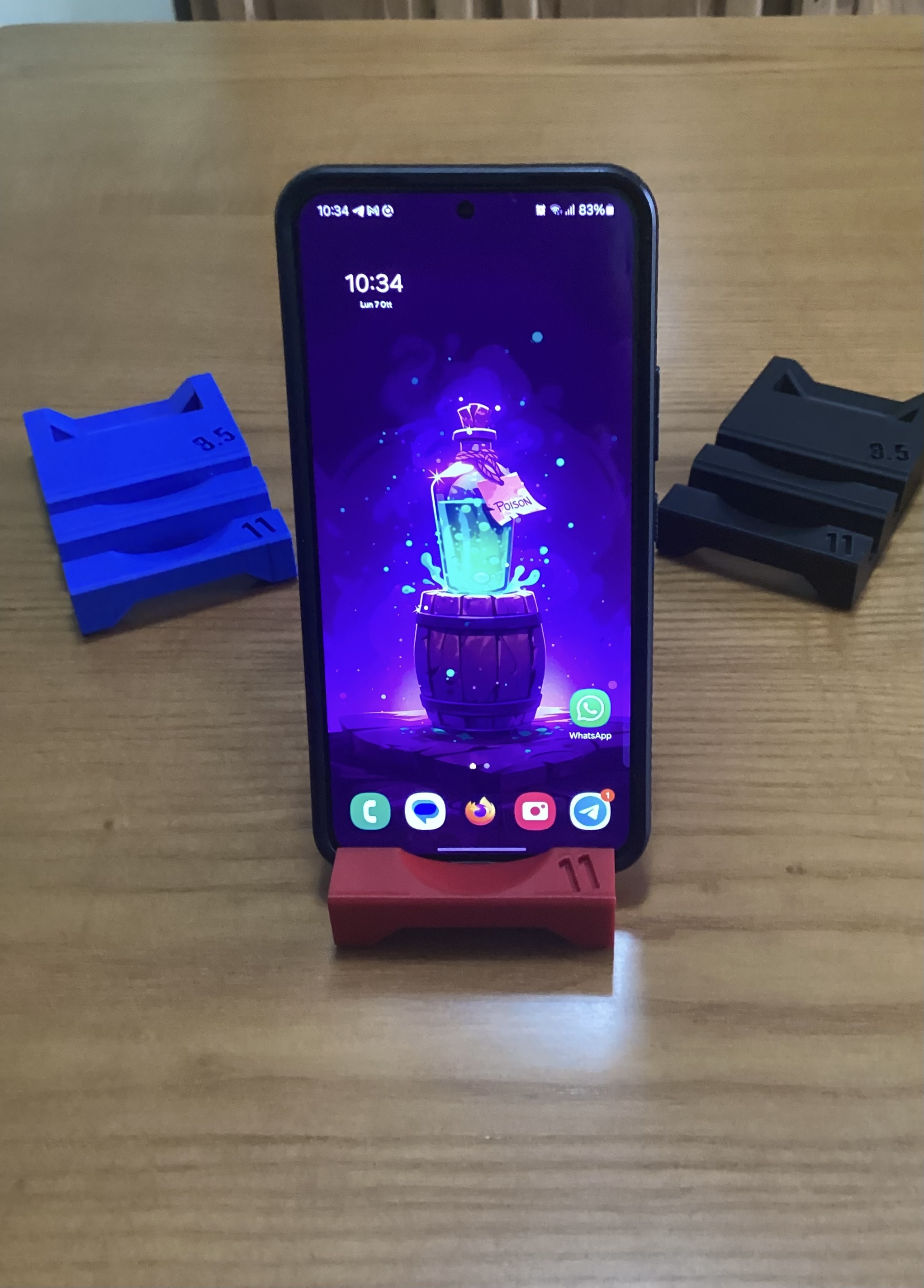 Phone Stand — thumbnail 3