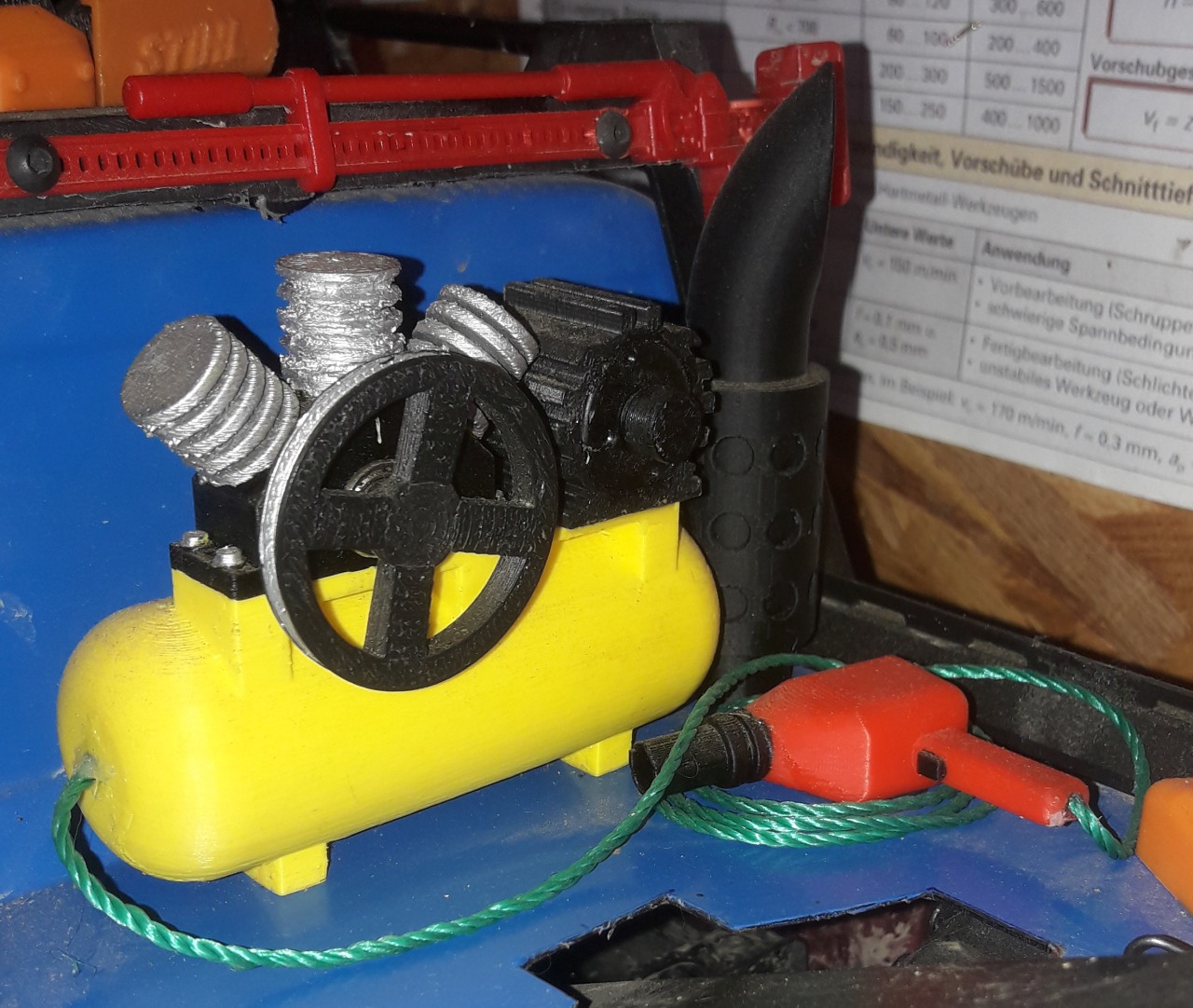 "Working" Compressor and 1 Inch Rattle gun for scaler 1 10 scale