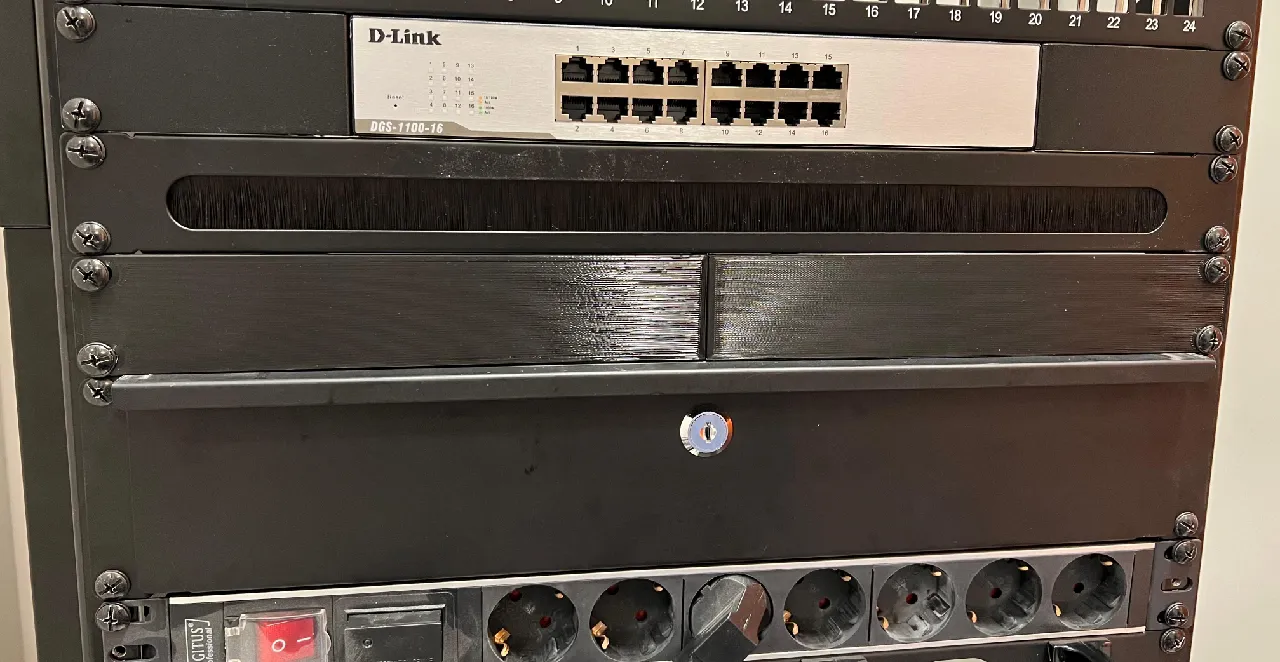 19-inch Modular Rack Mount Blanks by Maurício Pessoa | Download free ...