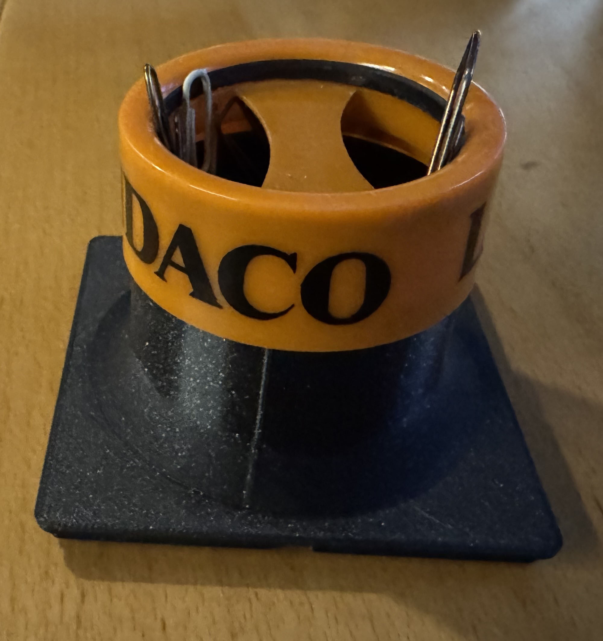 Gridfinity magnetic paperclip holder