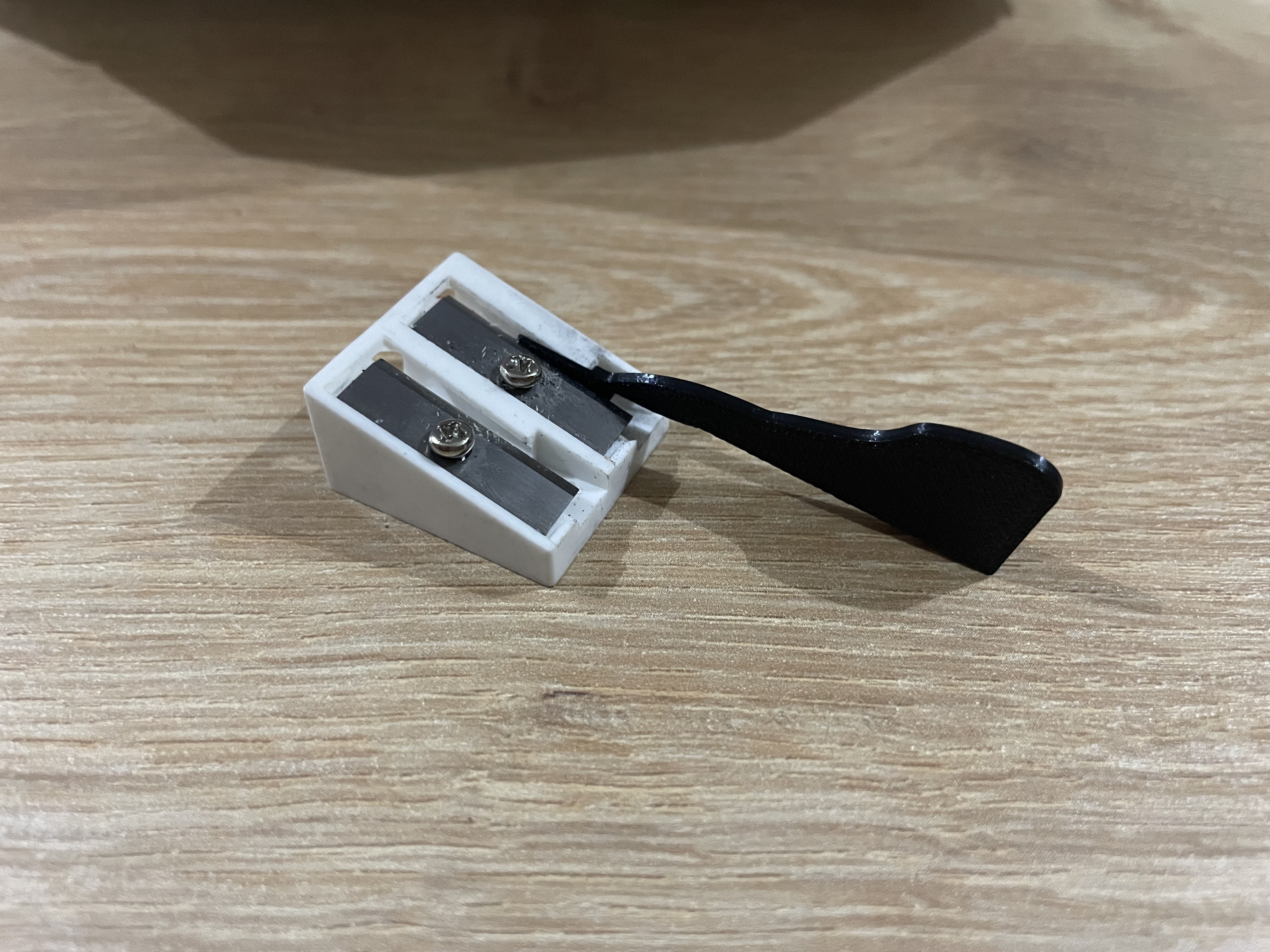 Graphite Extractor for pencil sharpeners