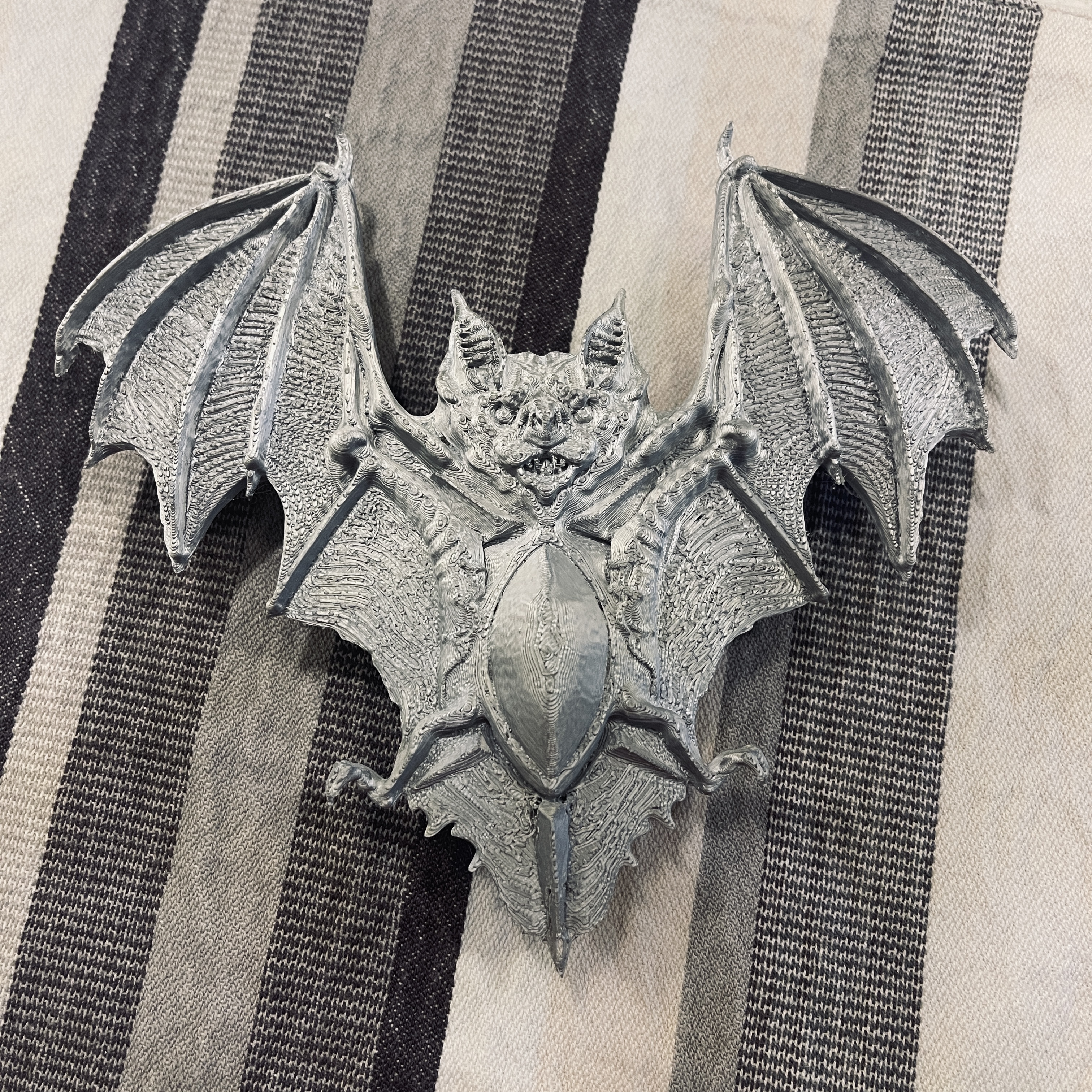 Gothic Vampire Bat for Giant LEGO Wreath — miniatura 2