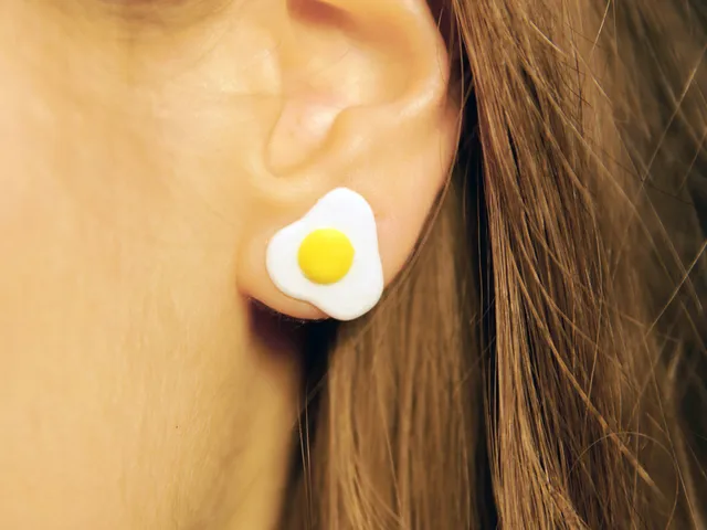 egg earring