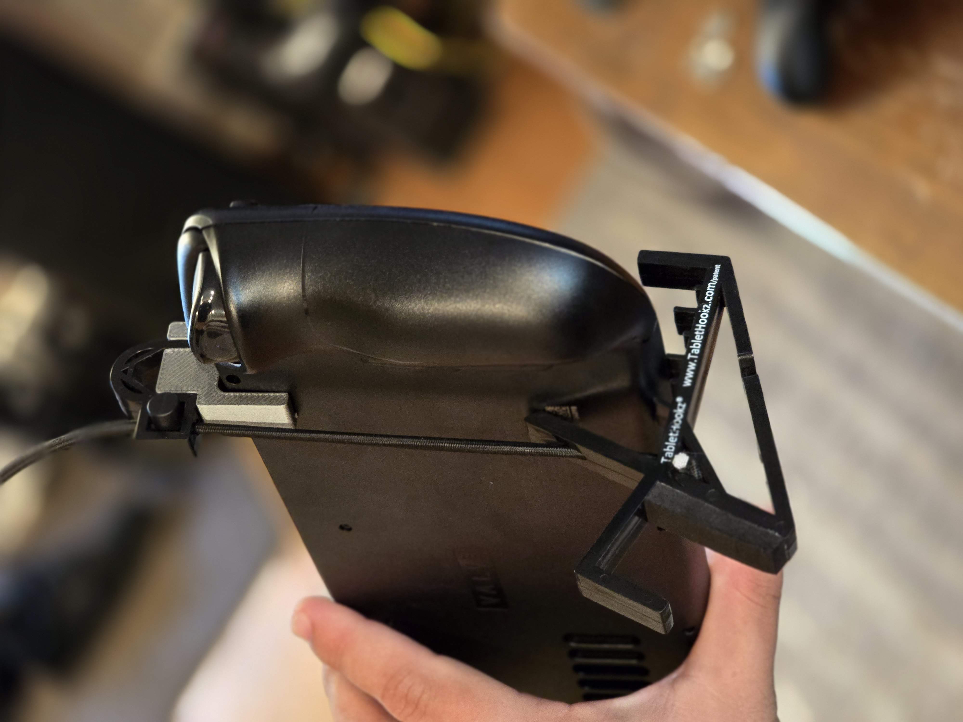 Steam Deck TabletHookz Adapter for Airplane Trays