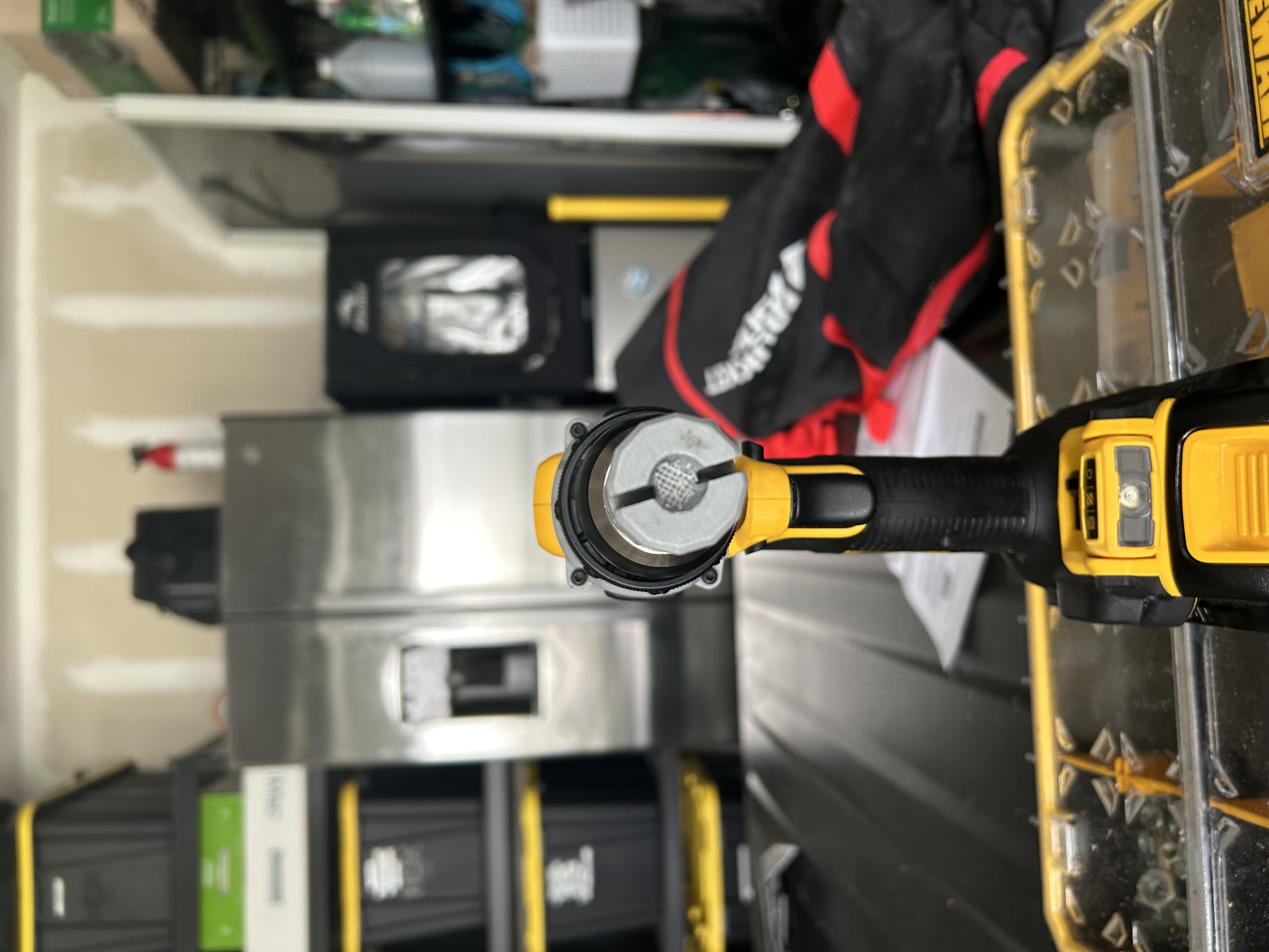 Drill bit for hurricane shutter wing nuts. by skifilprint Download