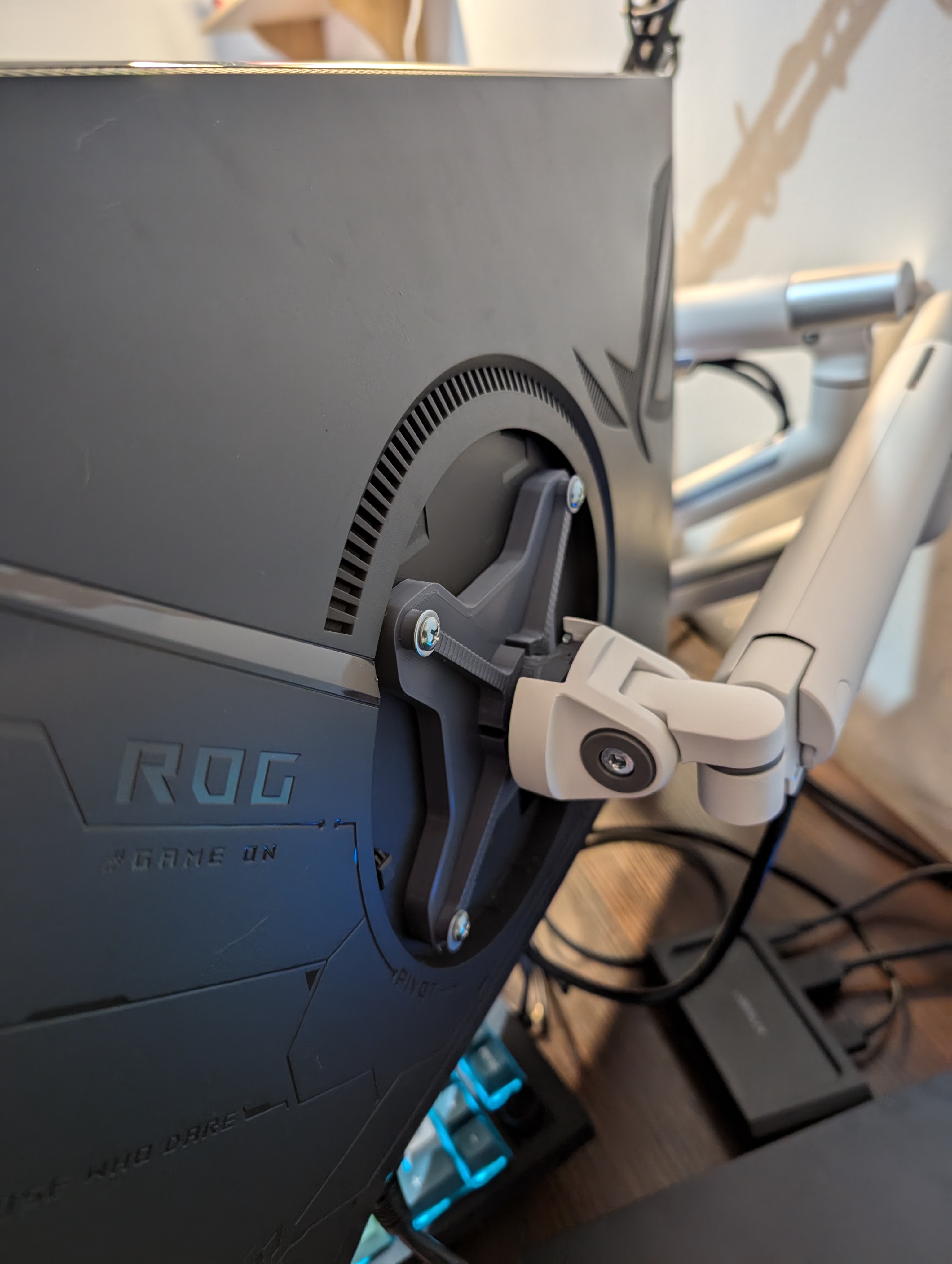 Rotating Vesa Mount 100mm for Aceluxe monitor mount