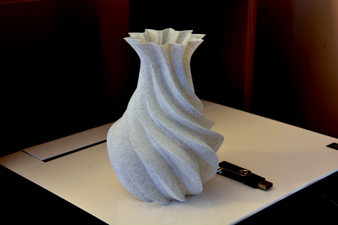 Vase 877