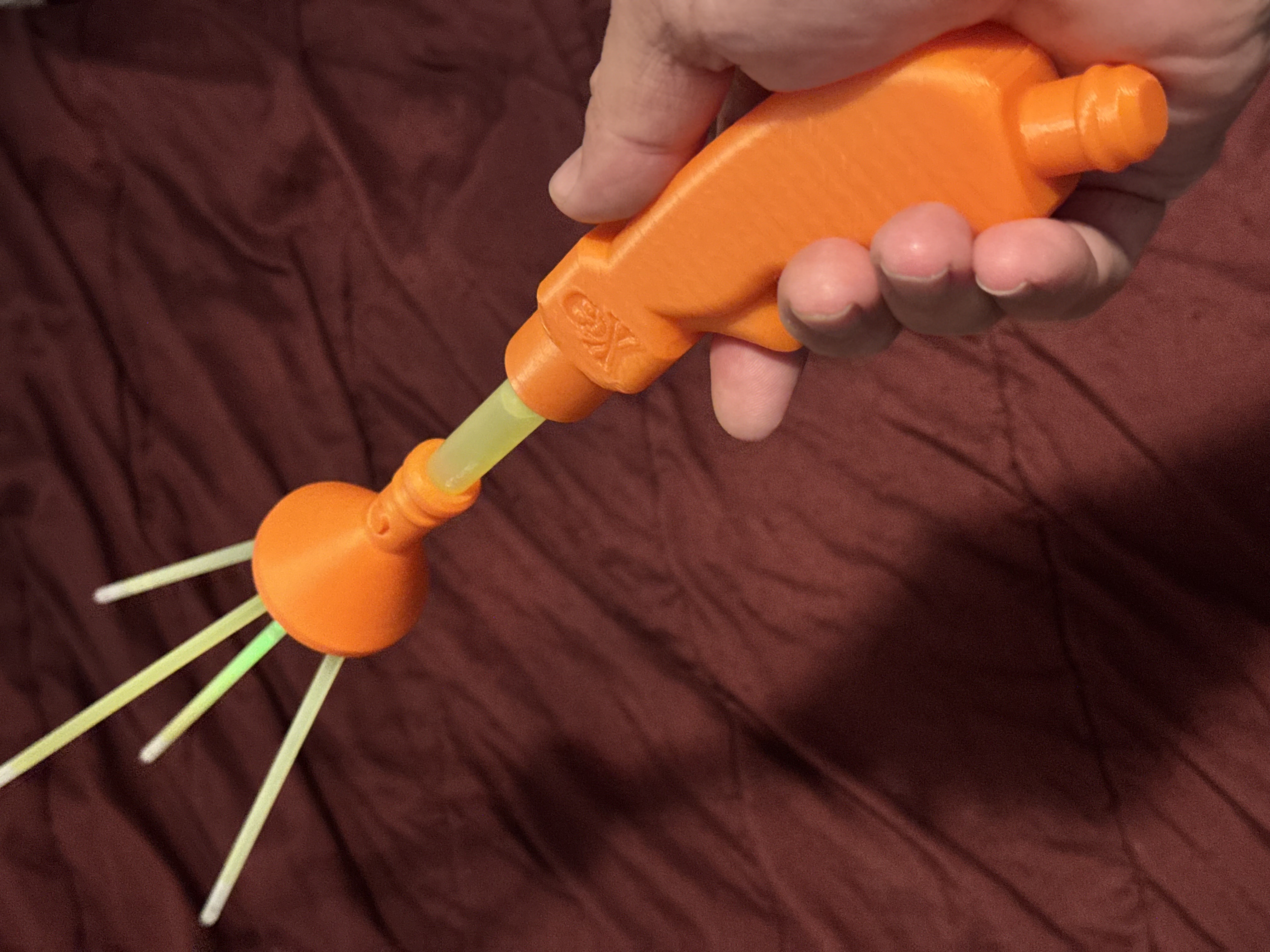 Glow Stick Spray Gun