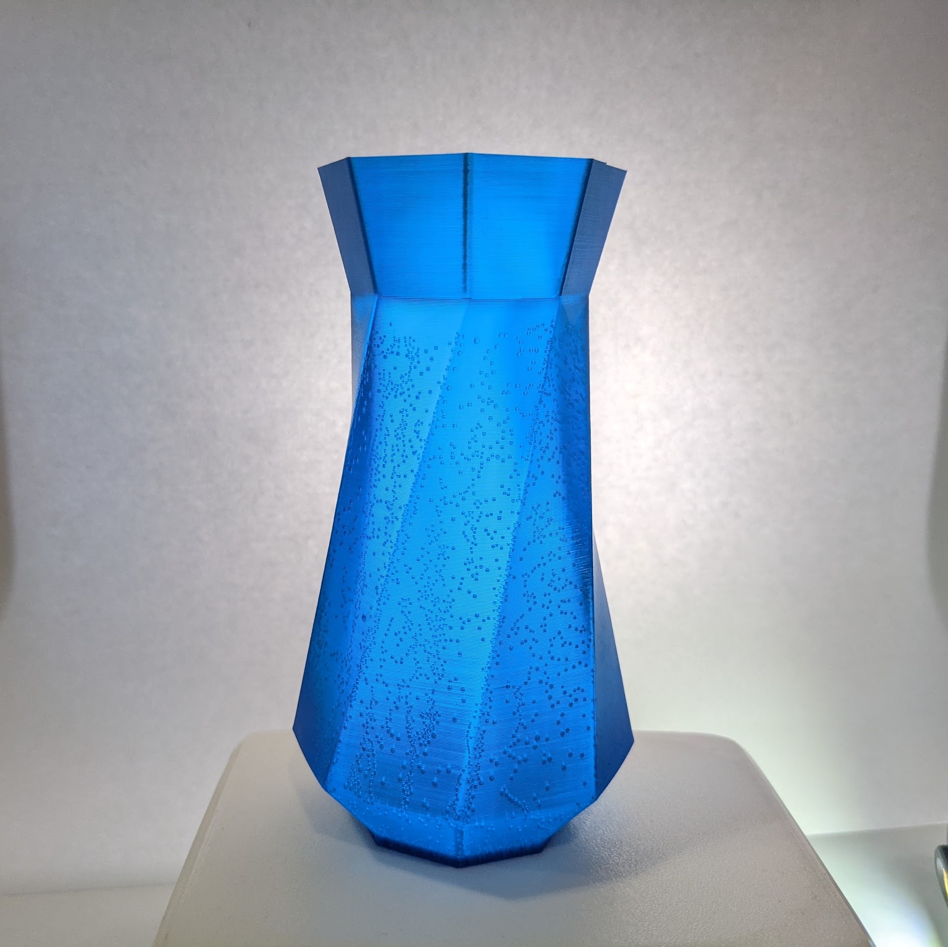 Twisted Vase - 8 sides