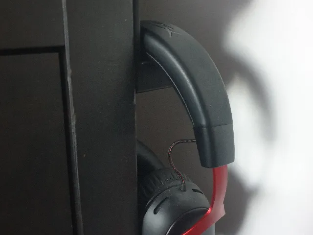 Headphone Hanger (HyperX Cloud 3)