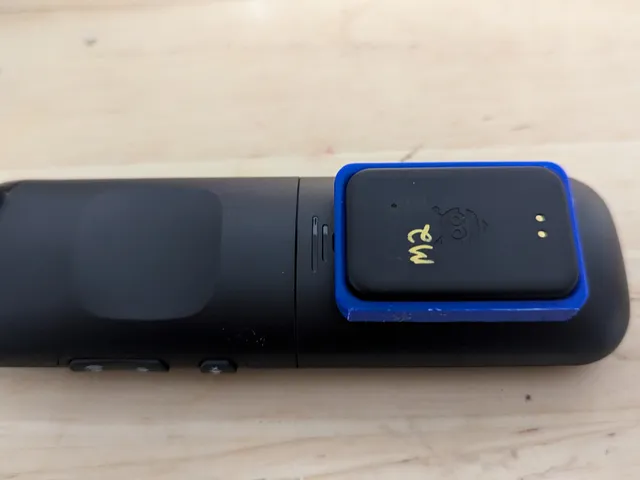 Peblebee Mount for Roku Remote